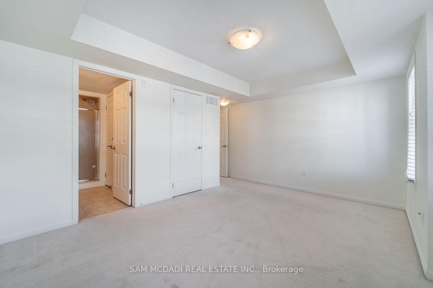 639 Dundas Street W 2