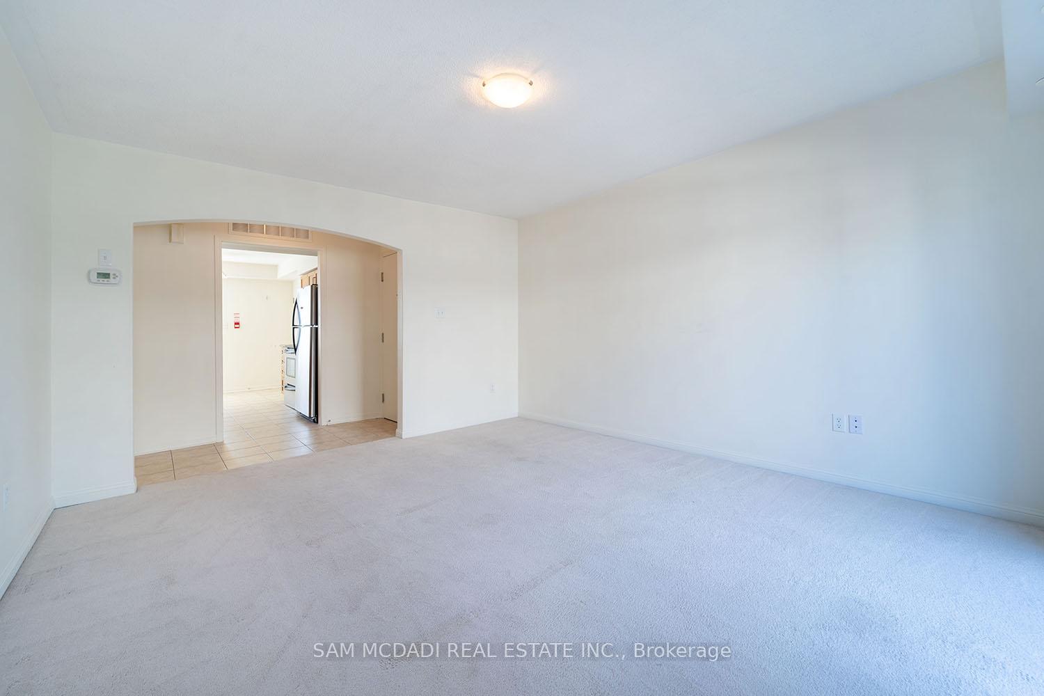 639 Dundas Street W 2