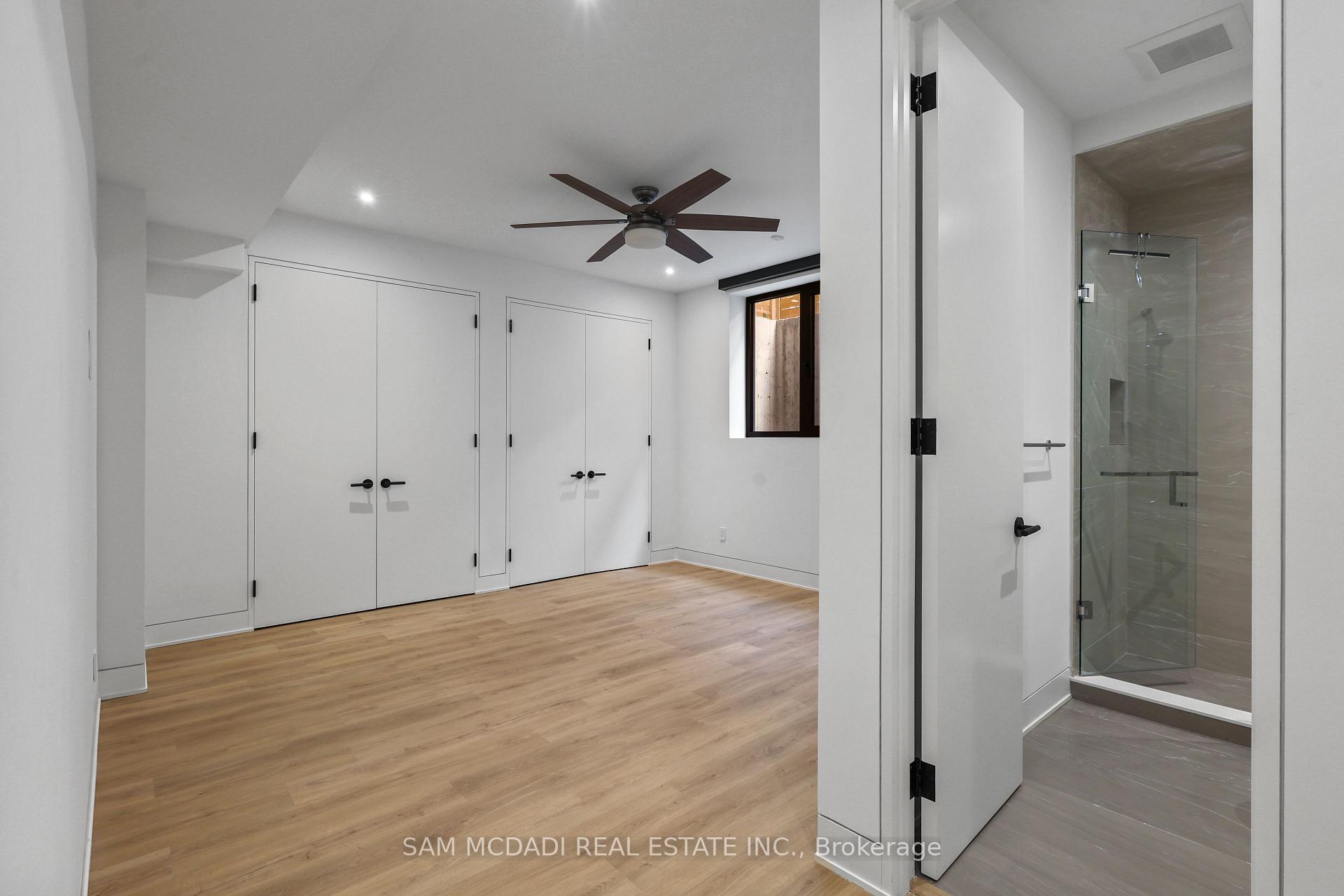 2186 Harcourt Crescent