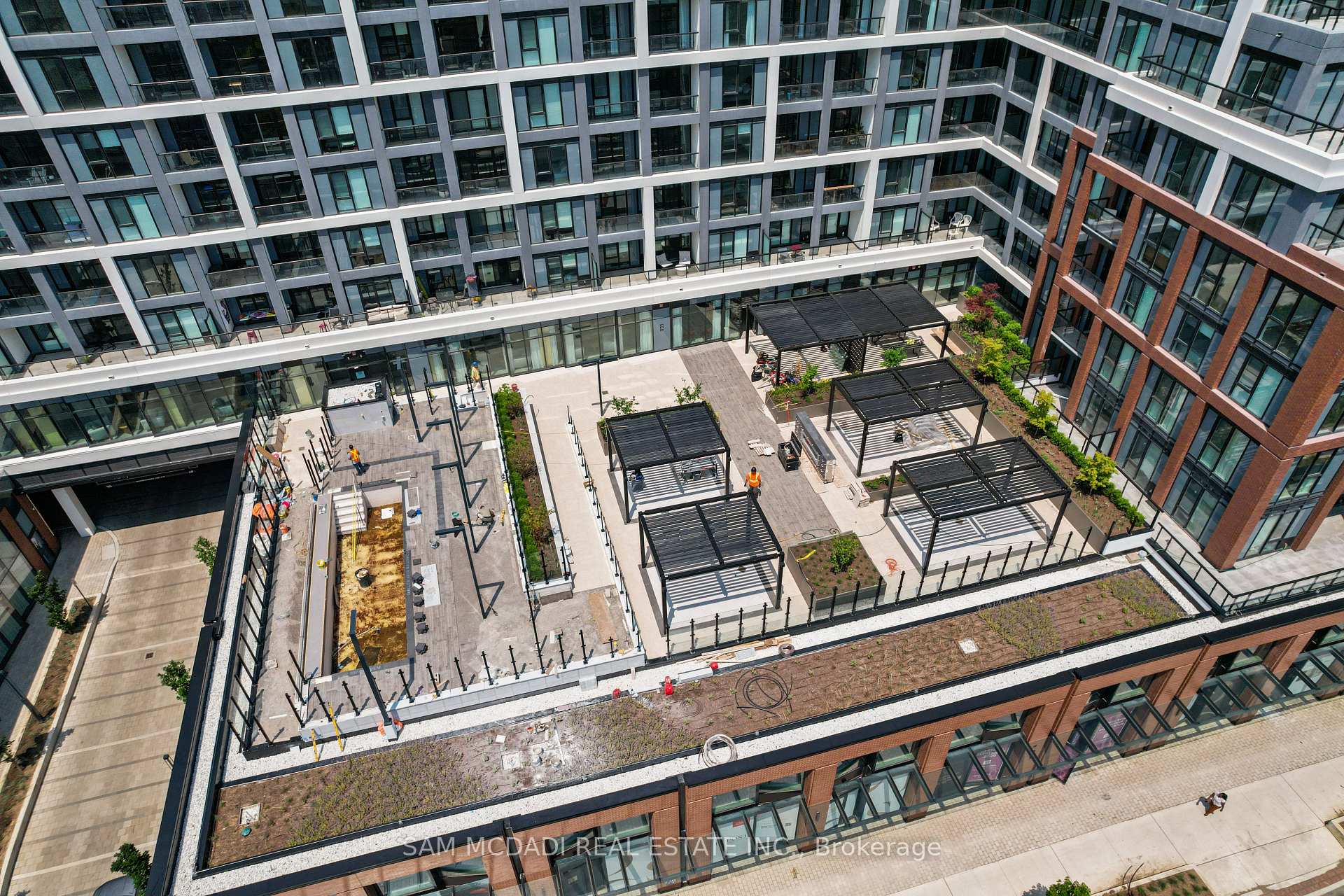 858 Dupont Street 304, Toronto Unit: 304