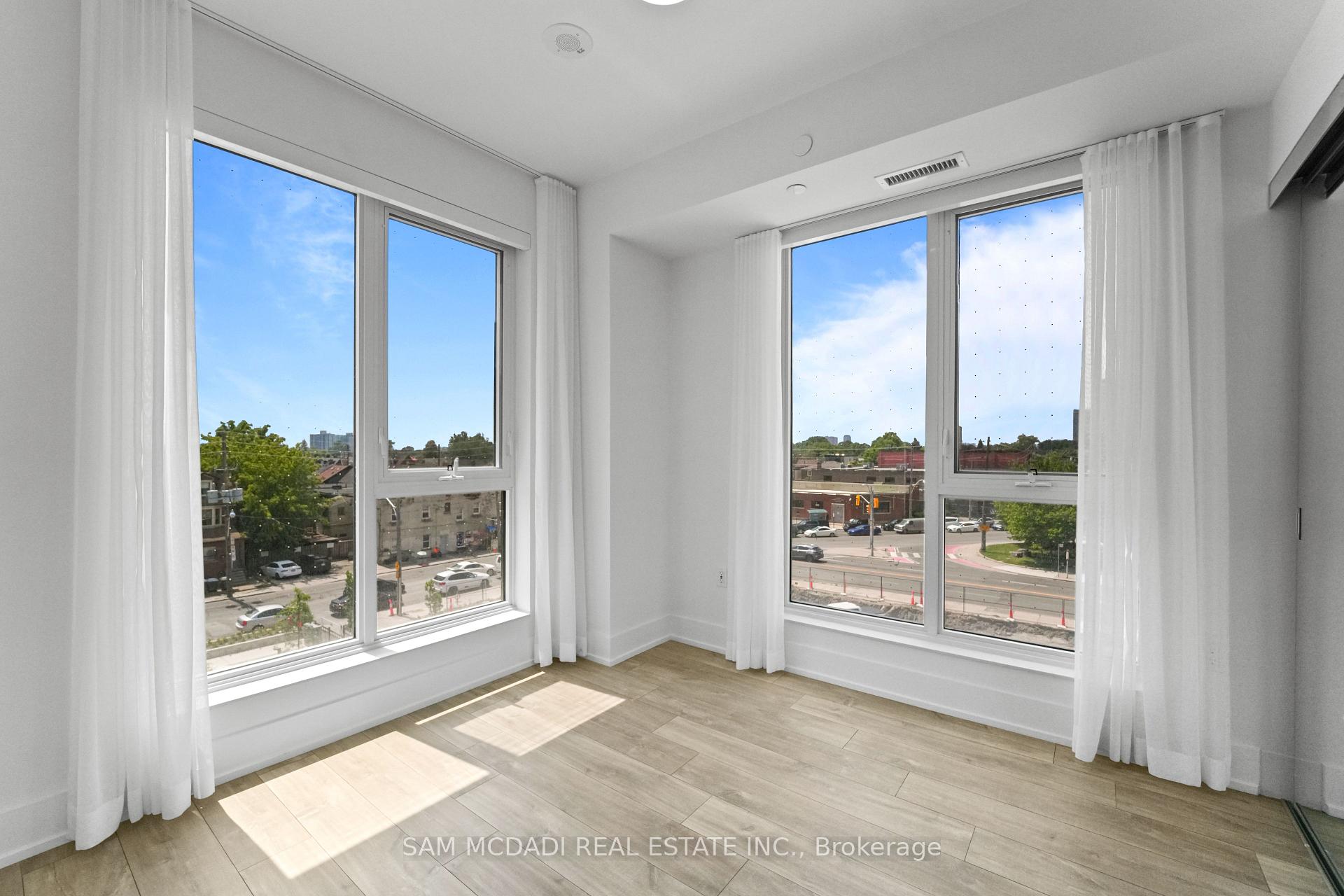 858 Dupont Street 304, Toronto Unit: 304