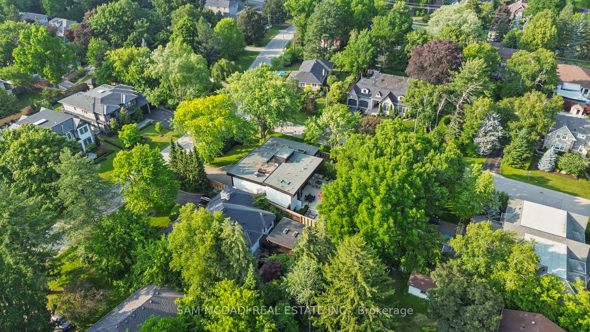 1516 Duncan Road