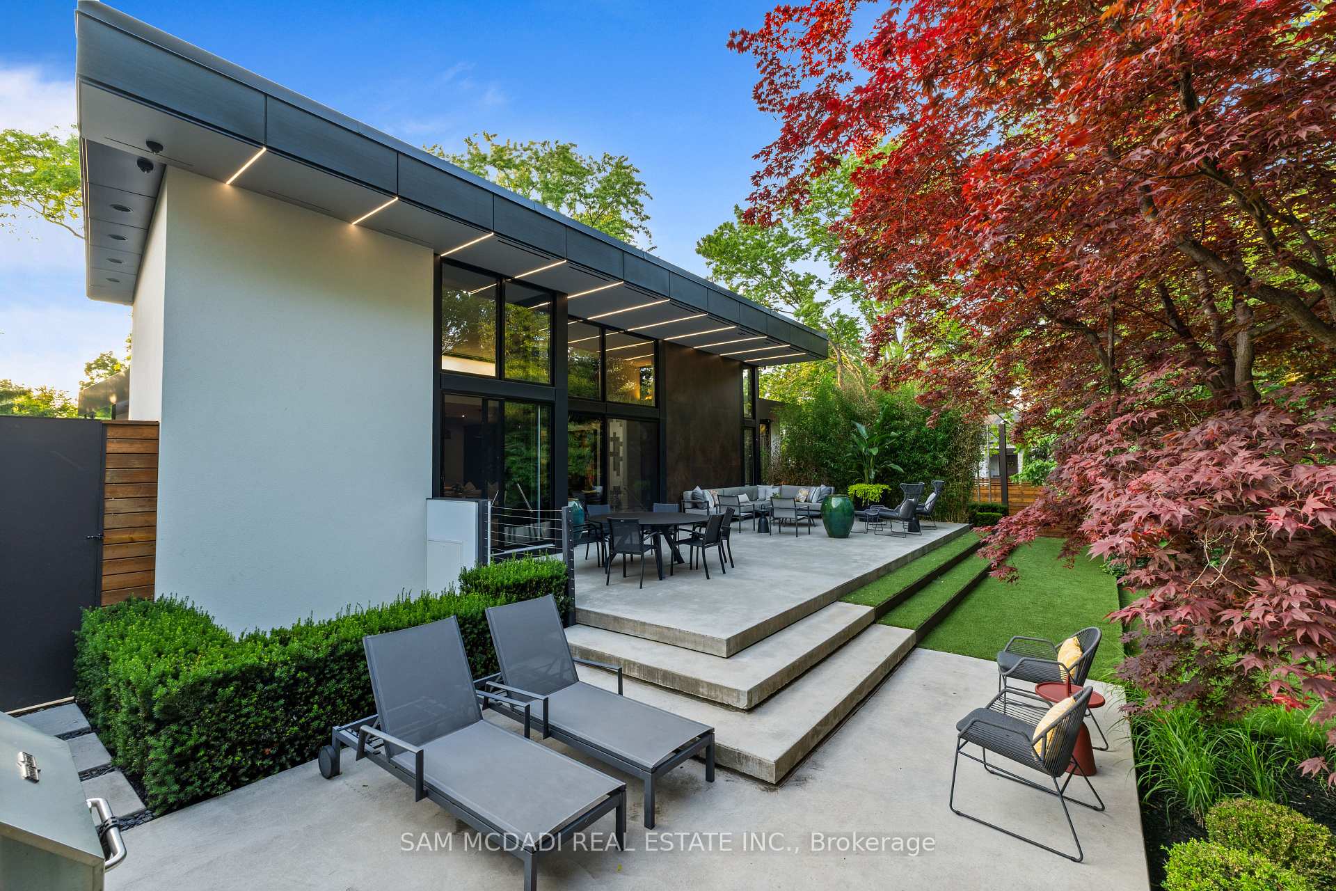 1516 Duncan Road