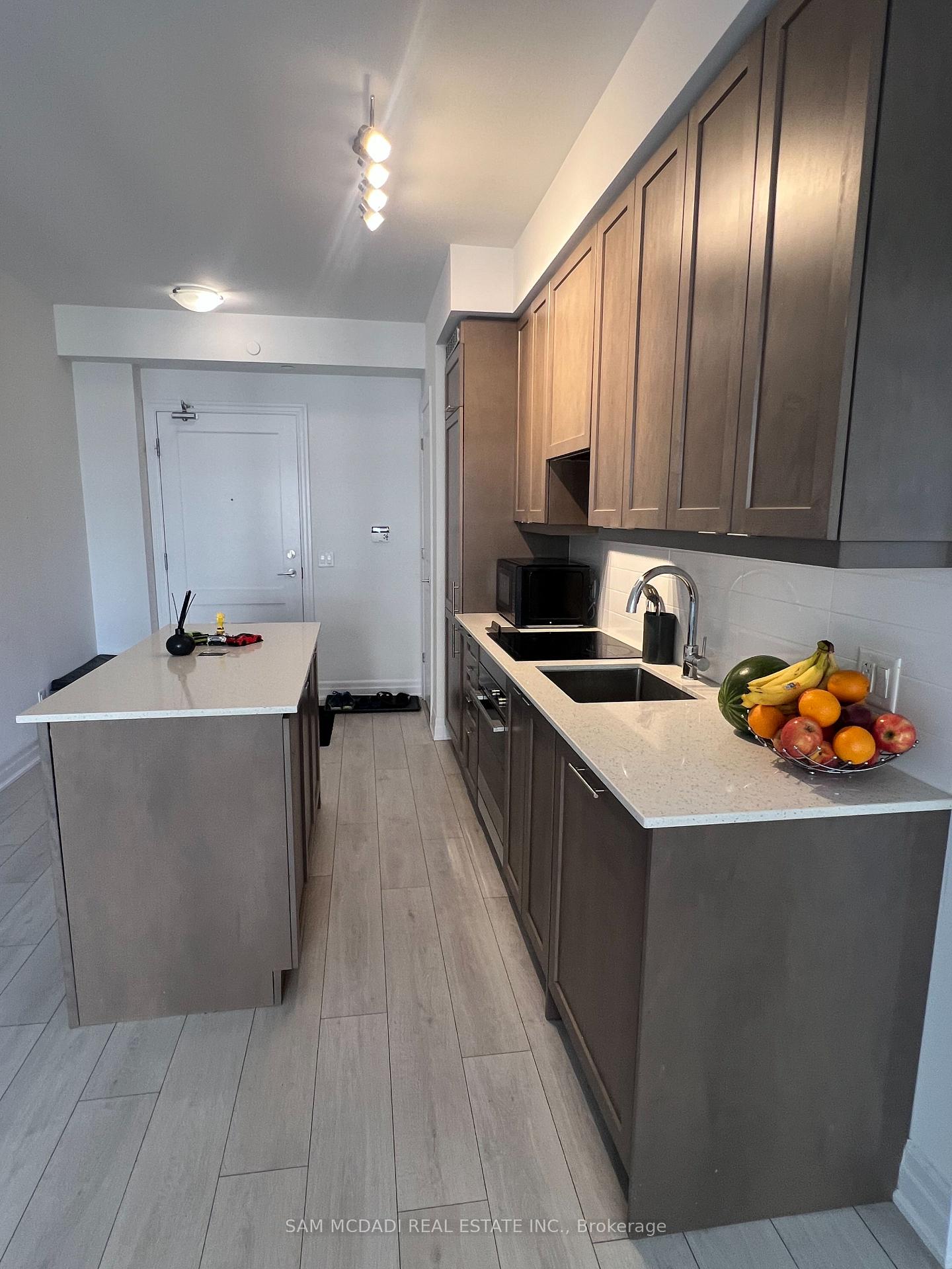 30 Elm Drive 1102