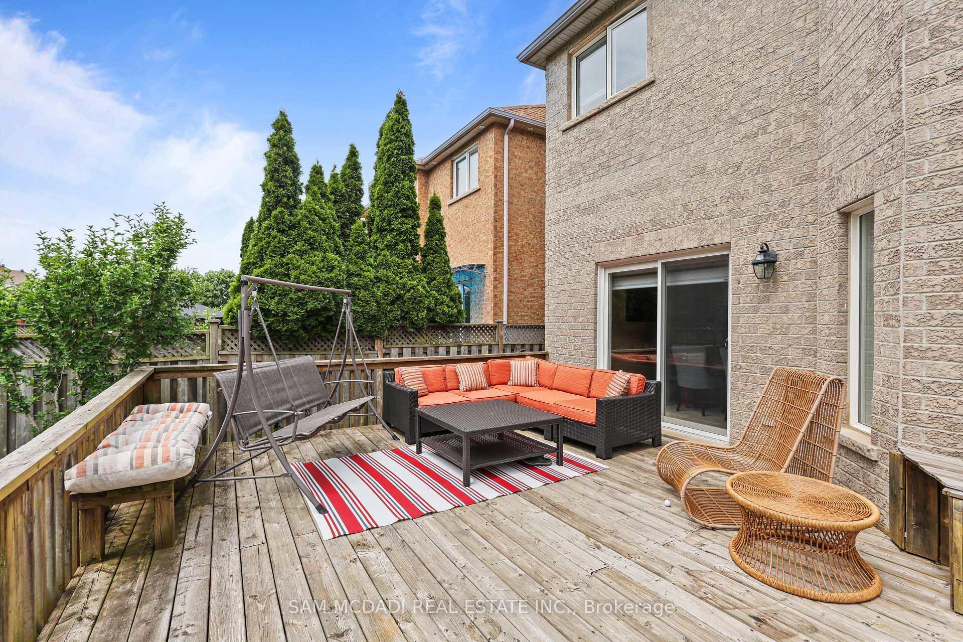 3352 Erin Centre Boulevard