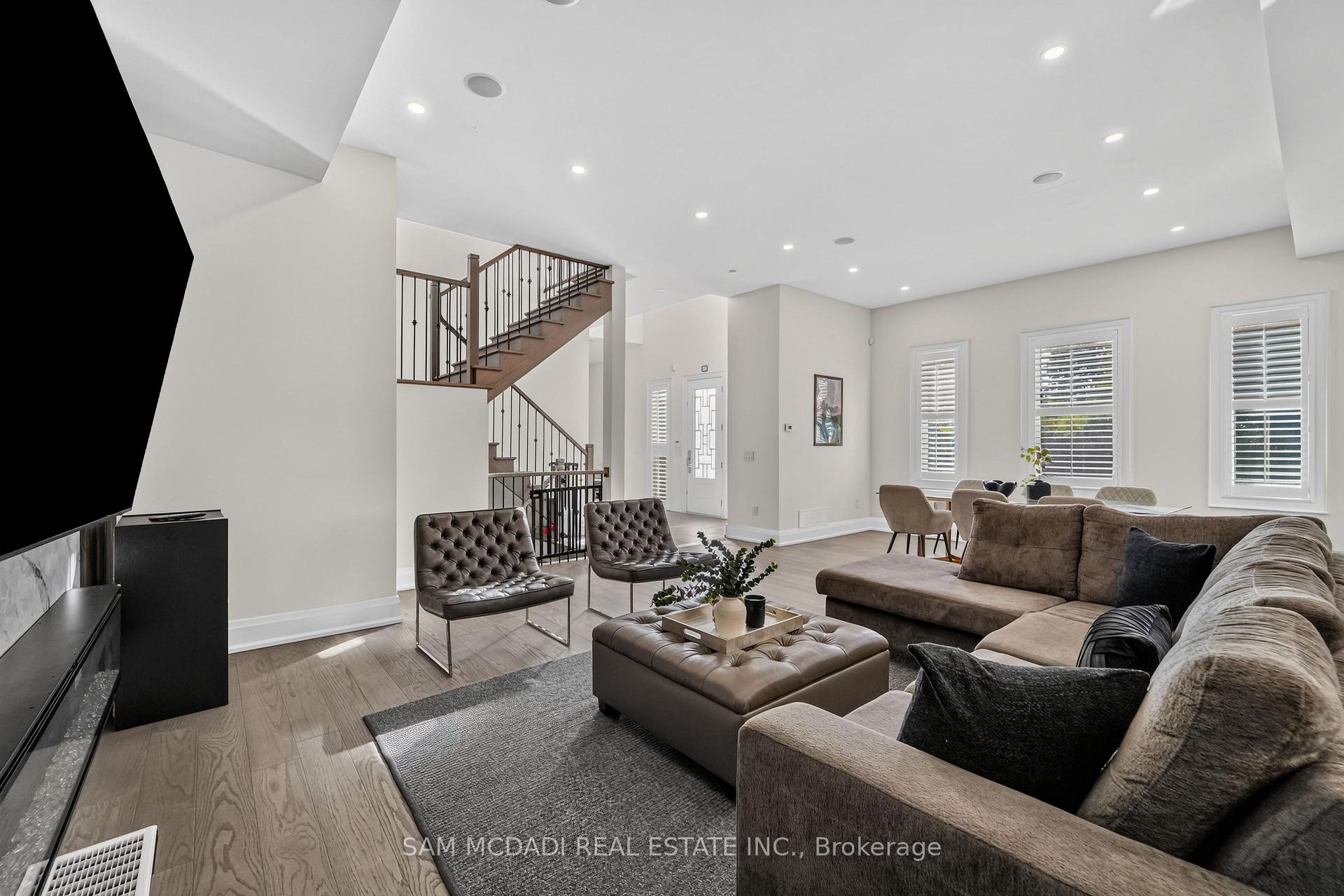 1 Brookside Drive