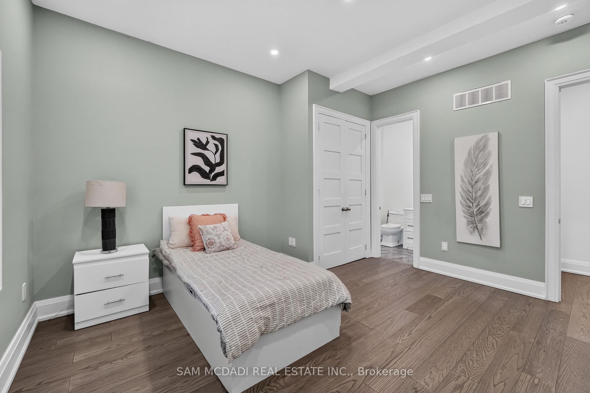 1 Brookside Drive