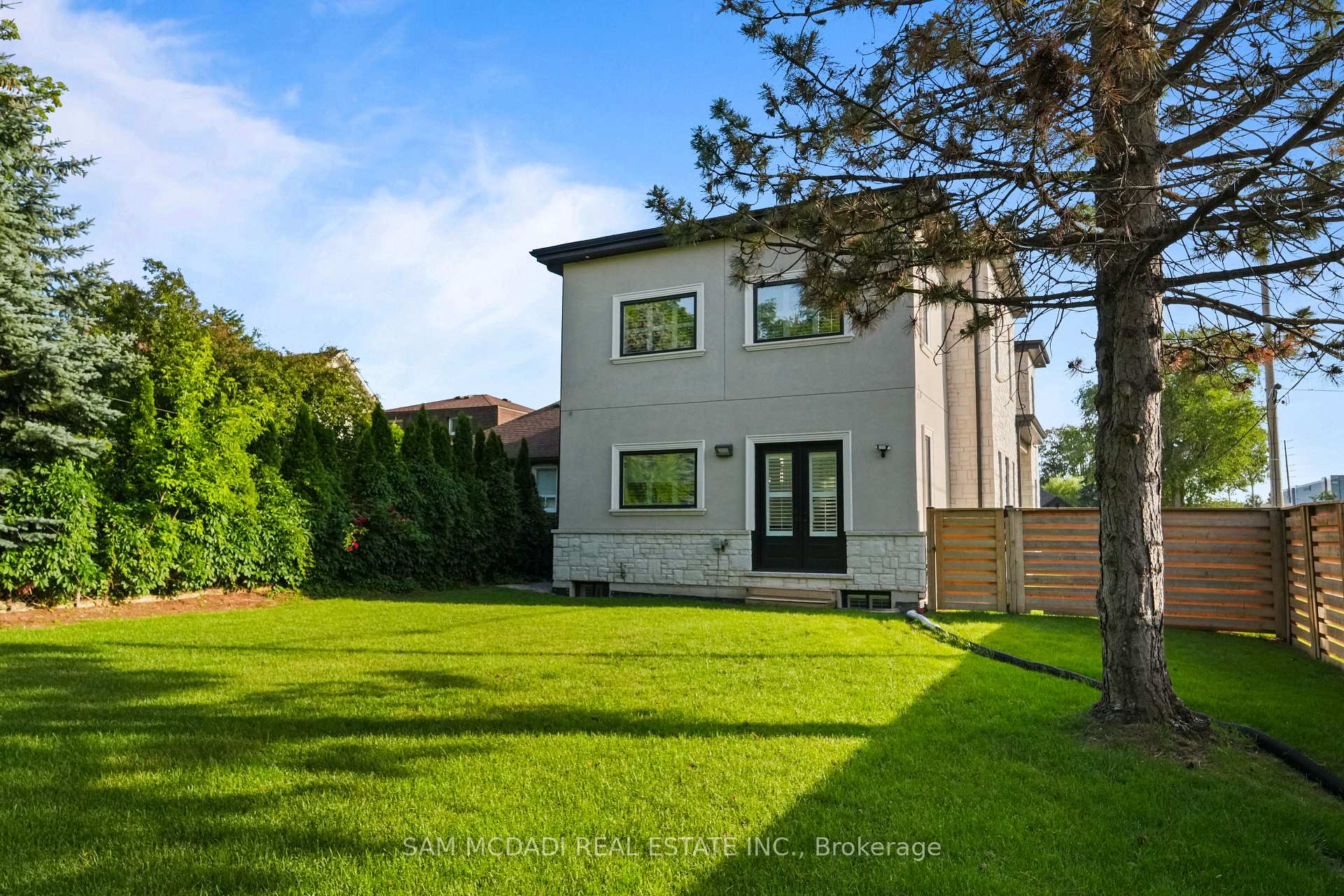 1 Brookside Drive