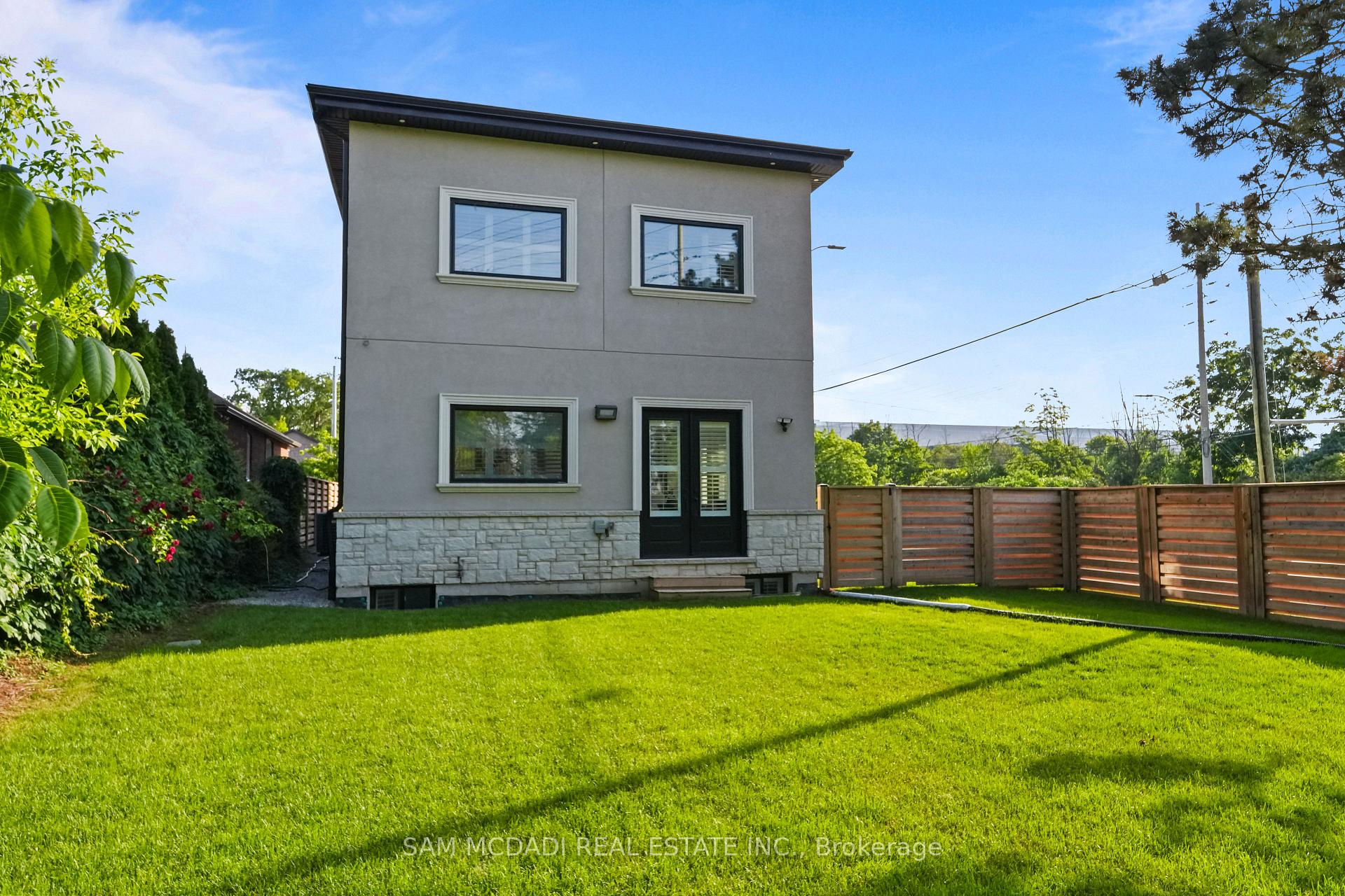 1 Brookside Drive
