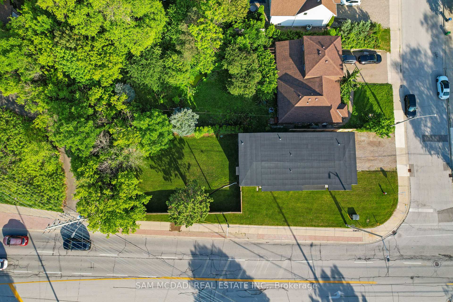 1 Brookside Drive