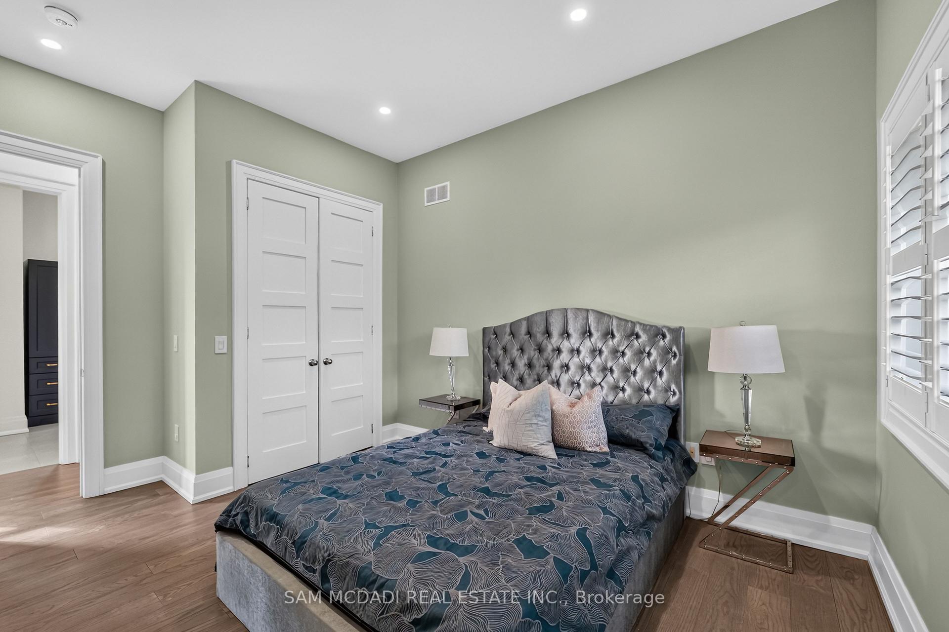1 Brookside Drive