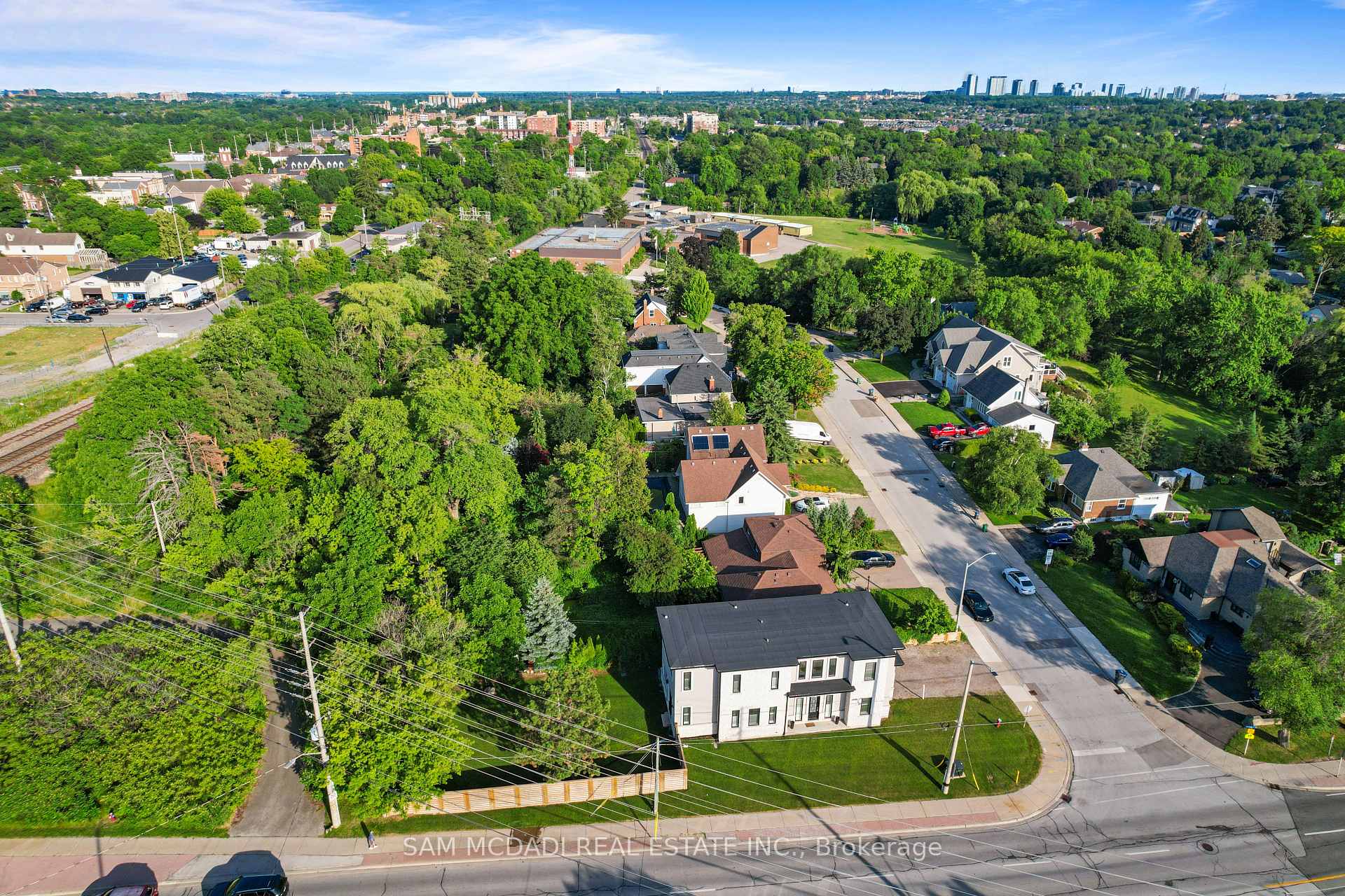 1 Brookside Drive