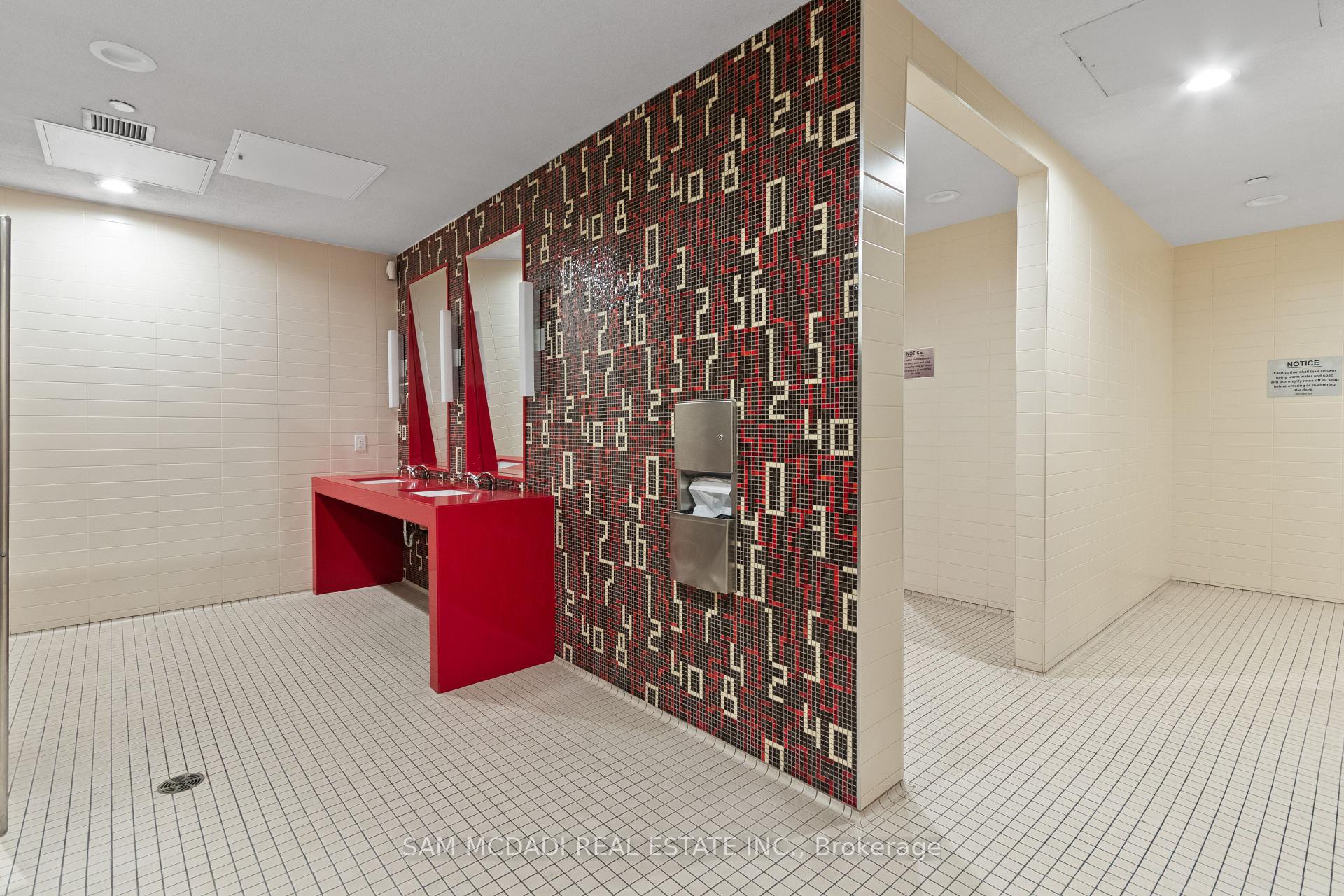 2 Eva Road 630, Toronto Unit: 630