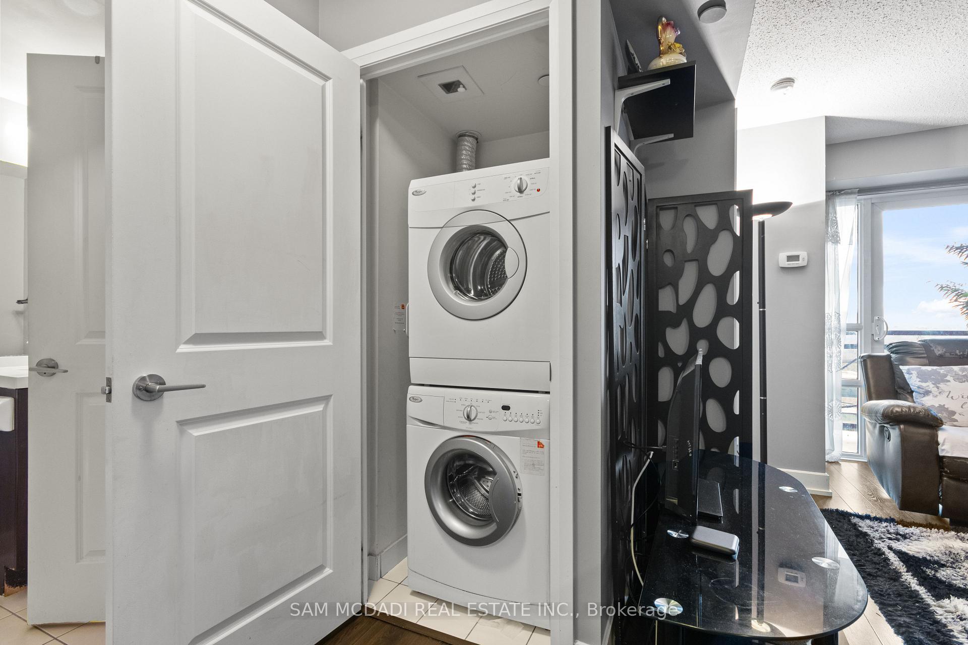 2 Eva Road 630, Toronto Unit: 630