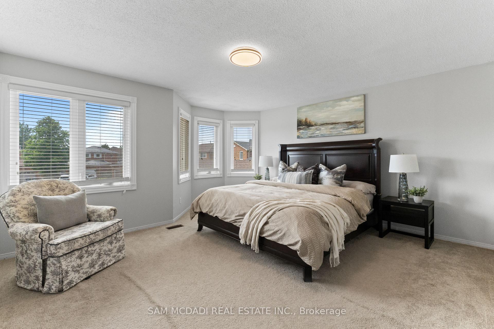 470 Aberfoyle Court