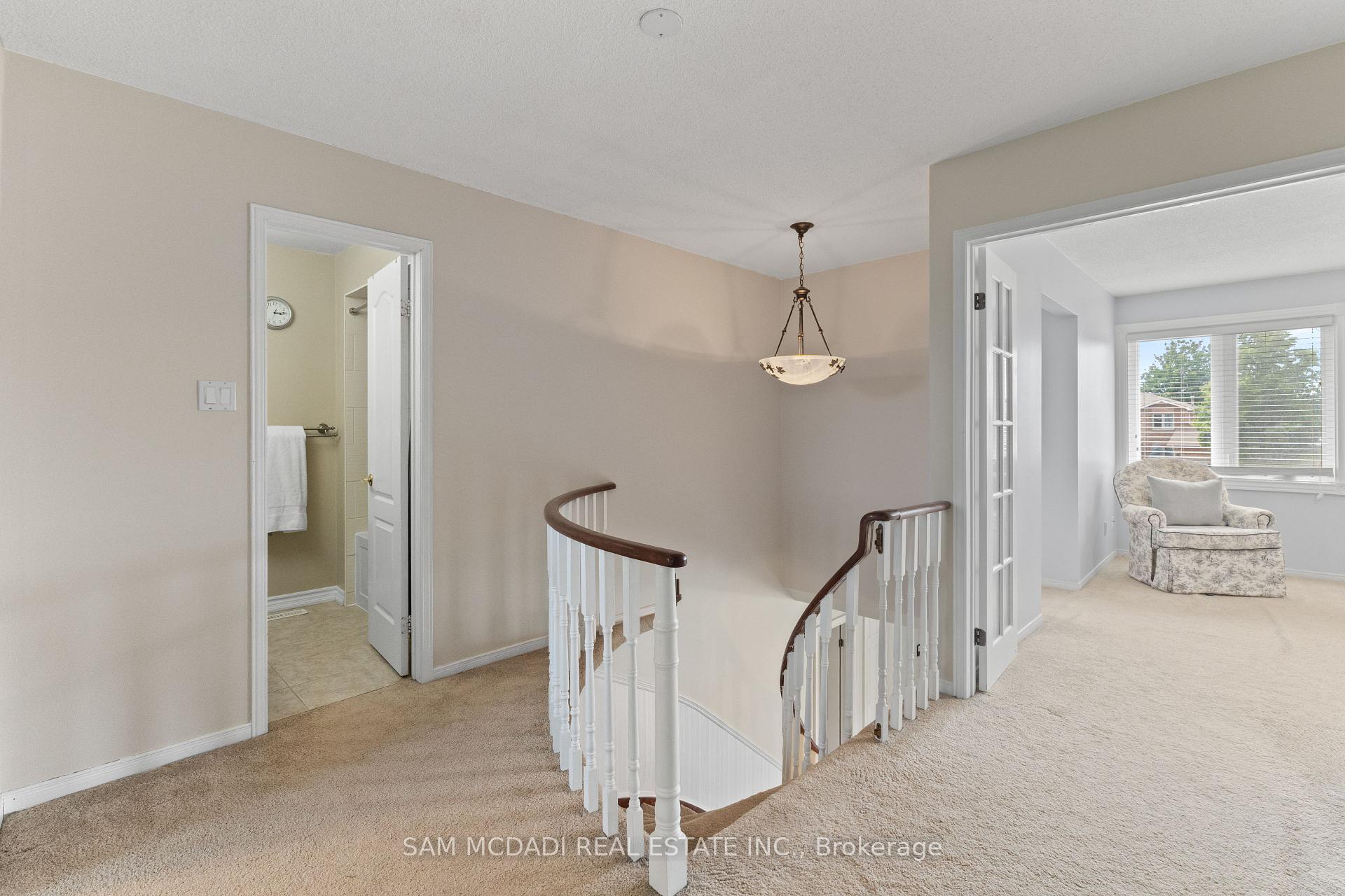 470 Aberfoyle Court