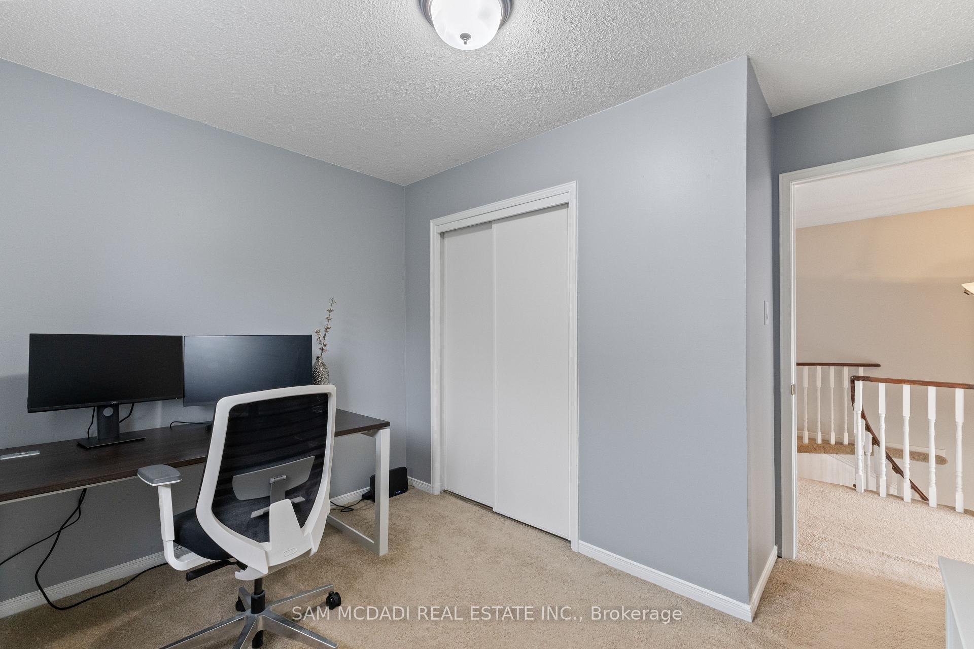 470 Aberfoyle Court