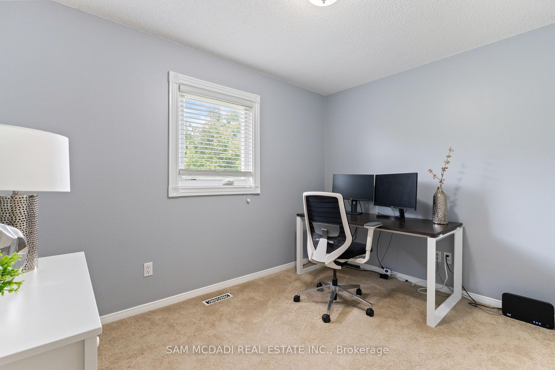 470 Aberfoyle Court