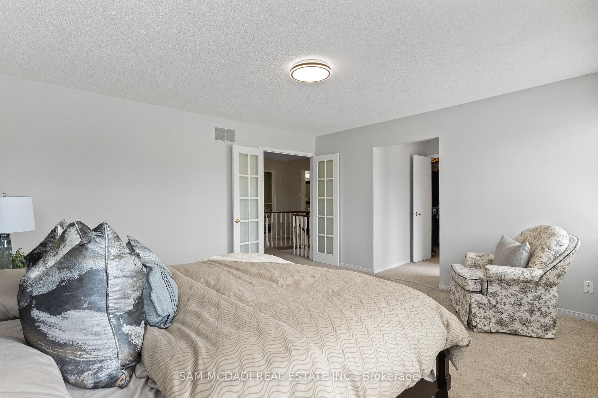 470 Aberfoyle Court