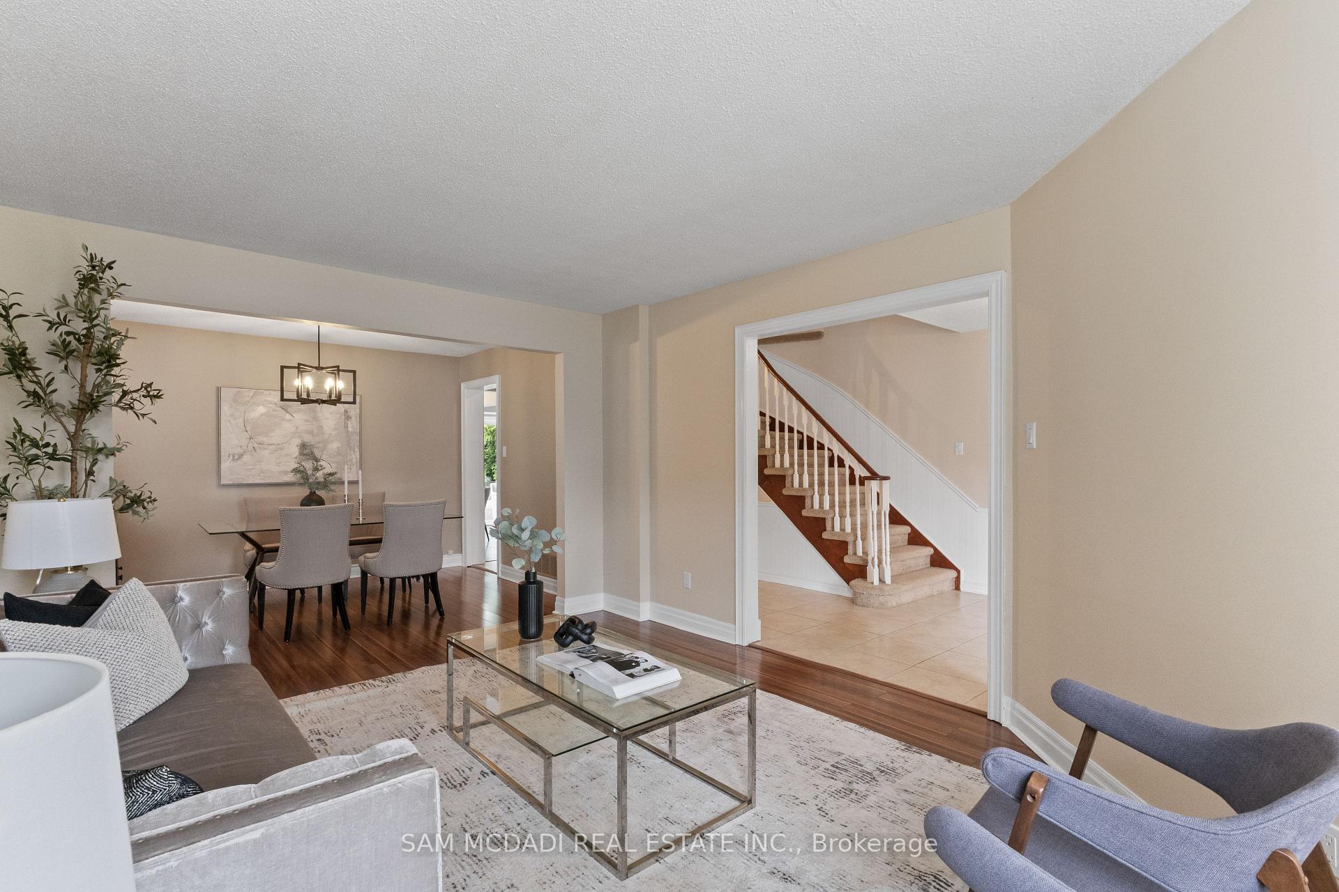 470 Aberfoyle Court