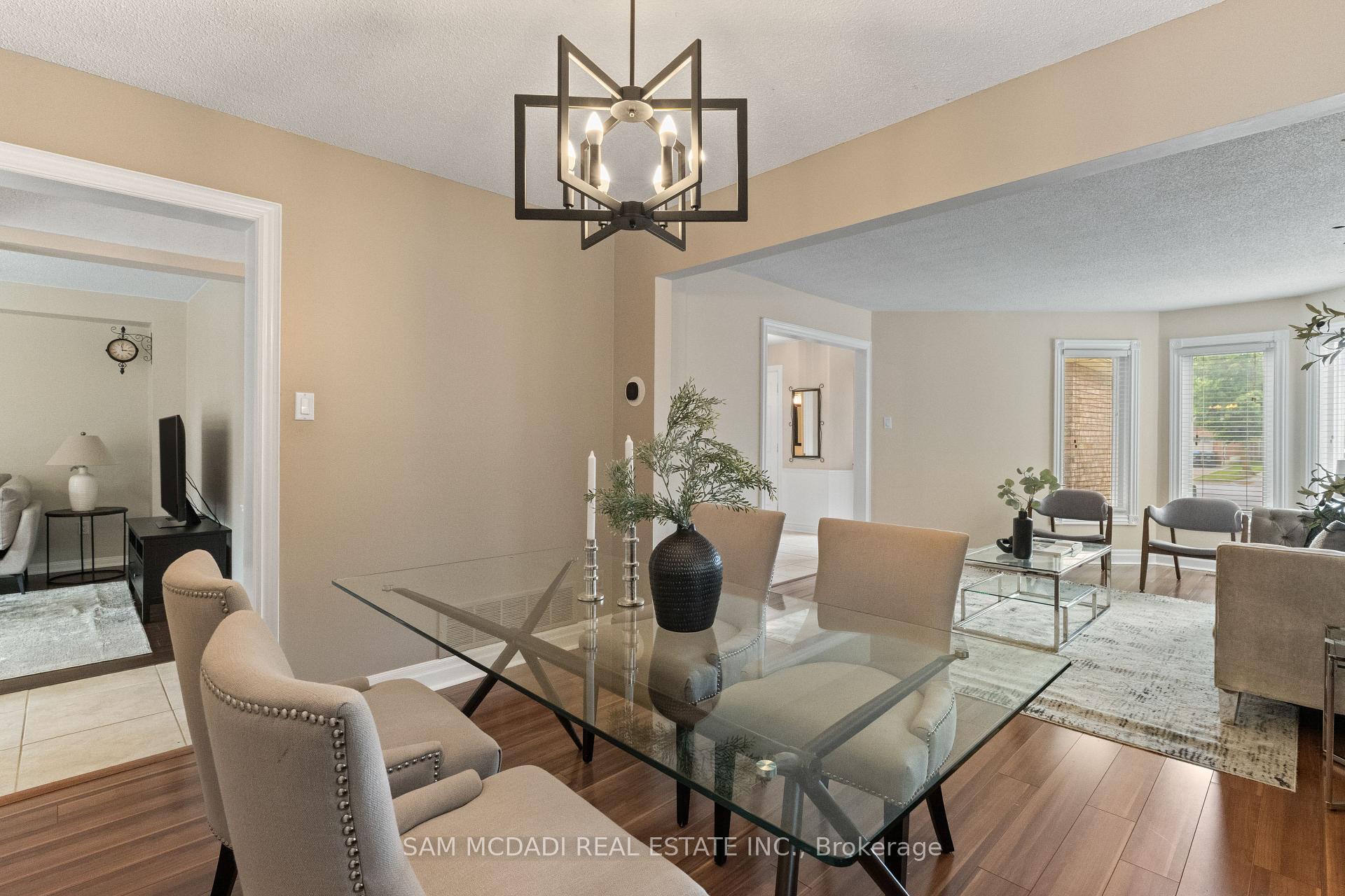 470 Aberfoyle Court