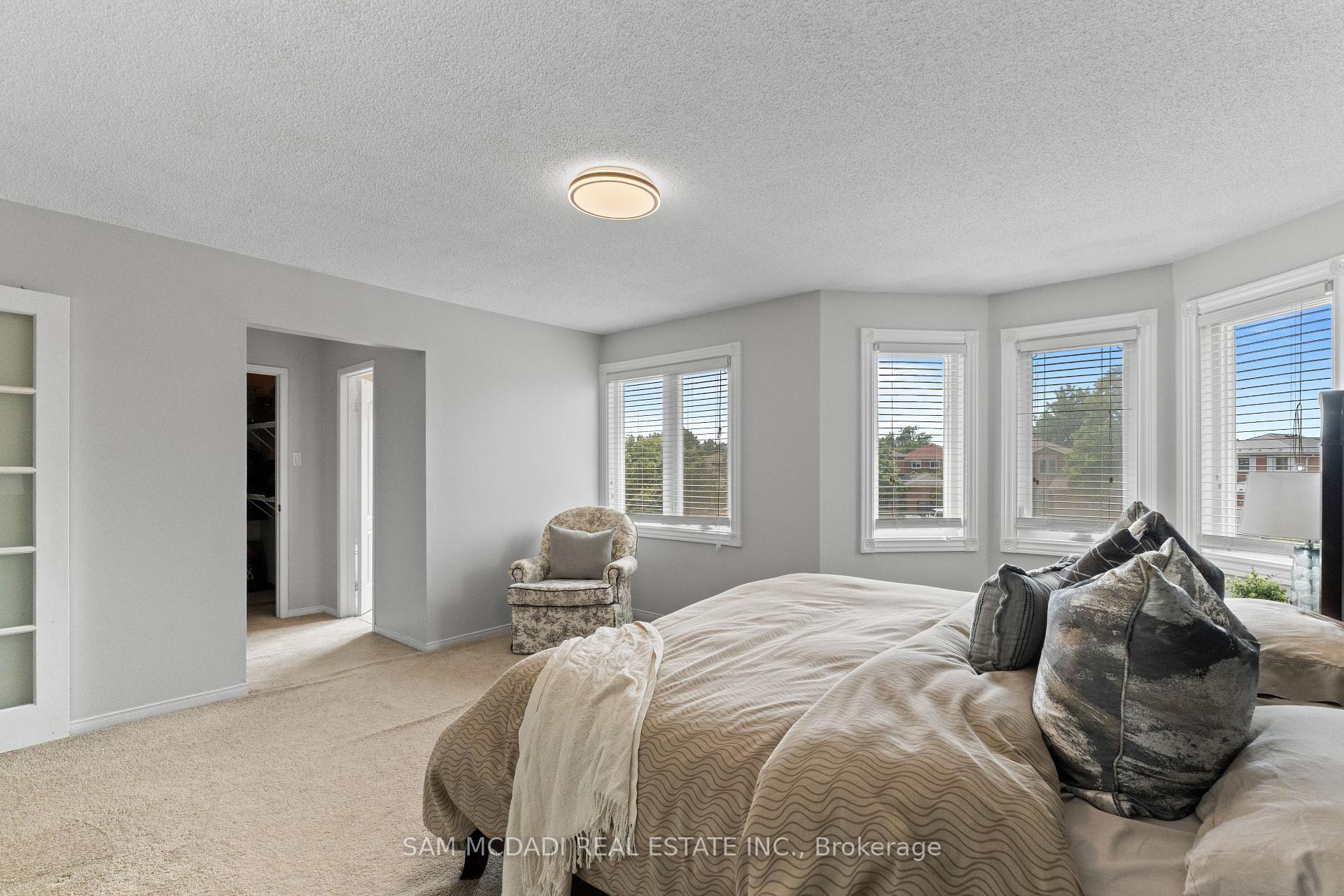 470 Aberfoyle Court