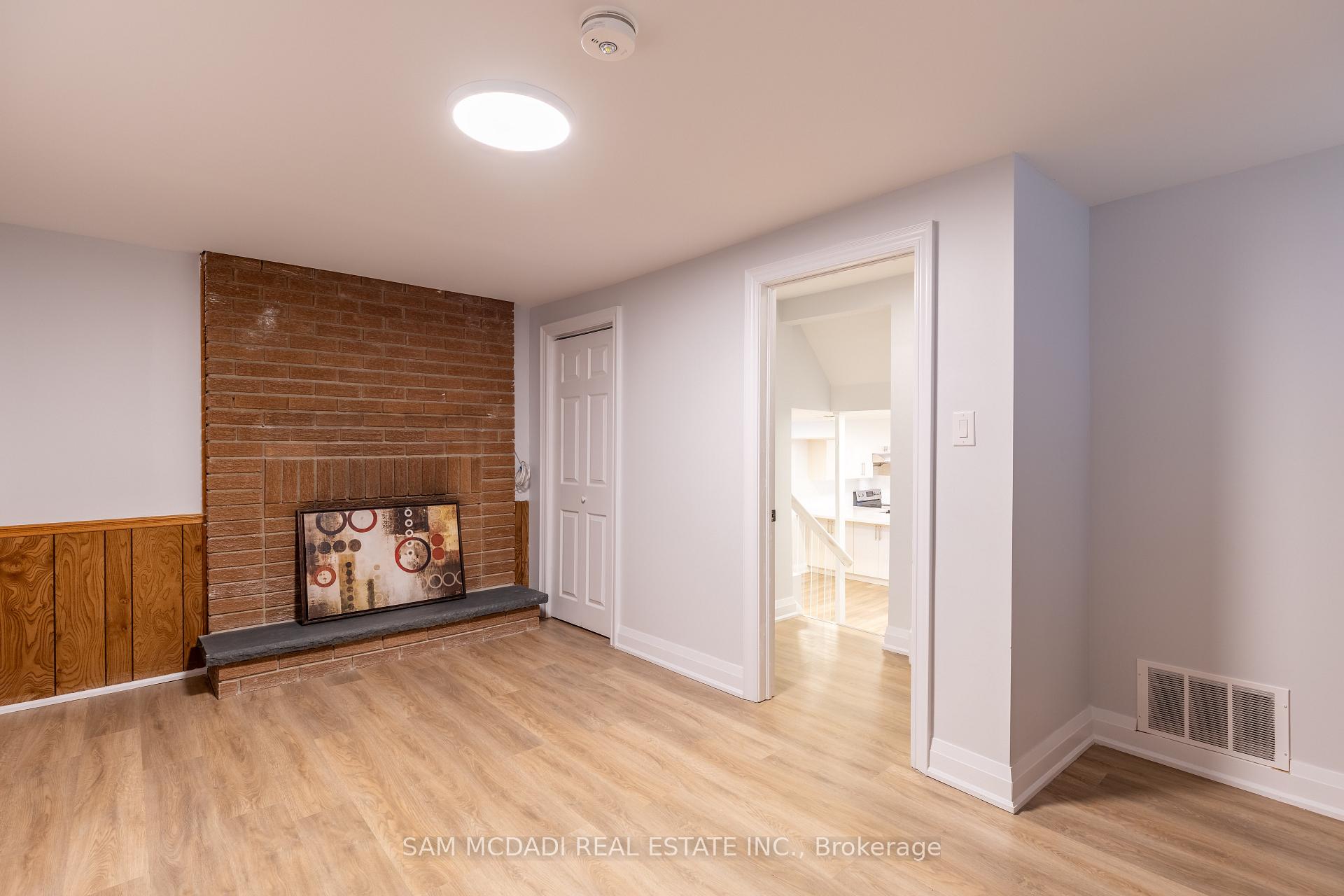 4043 Pavillion Court Lower