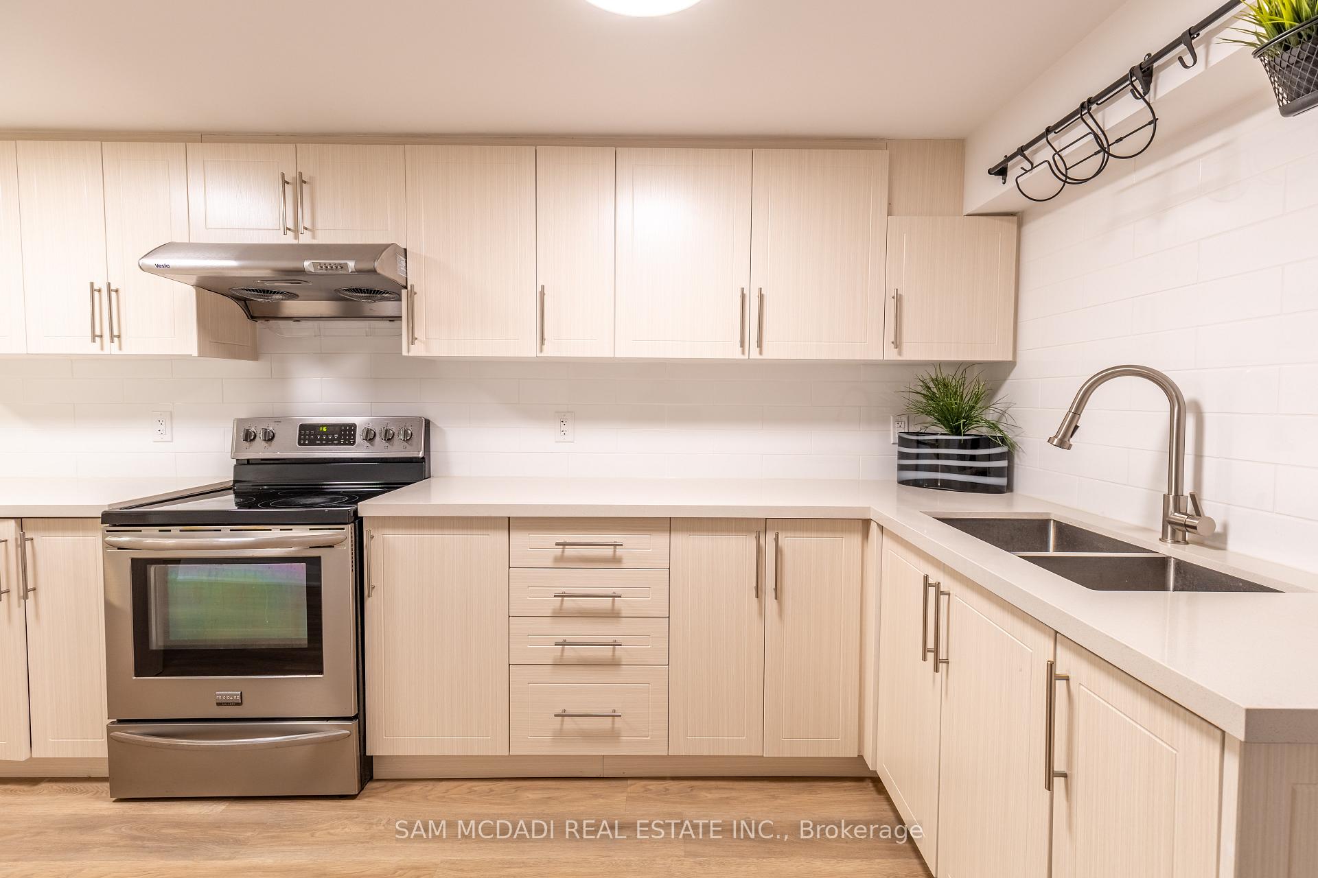 4043 Pavillion Court Lower