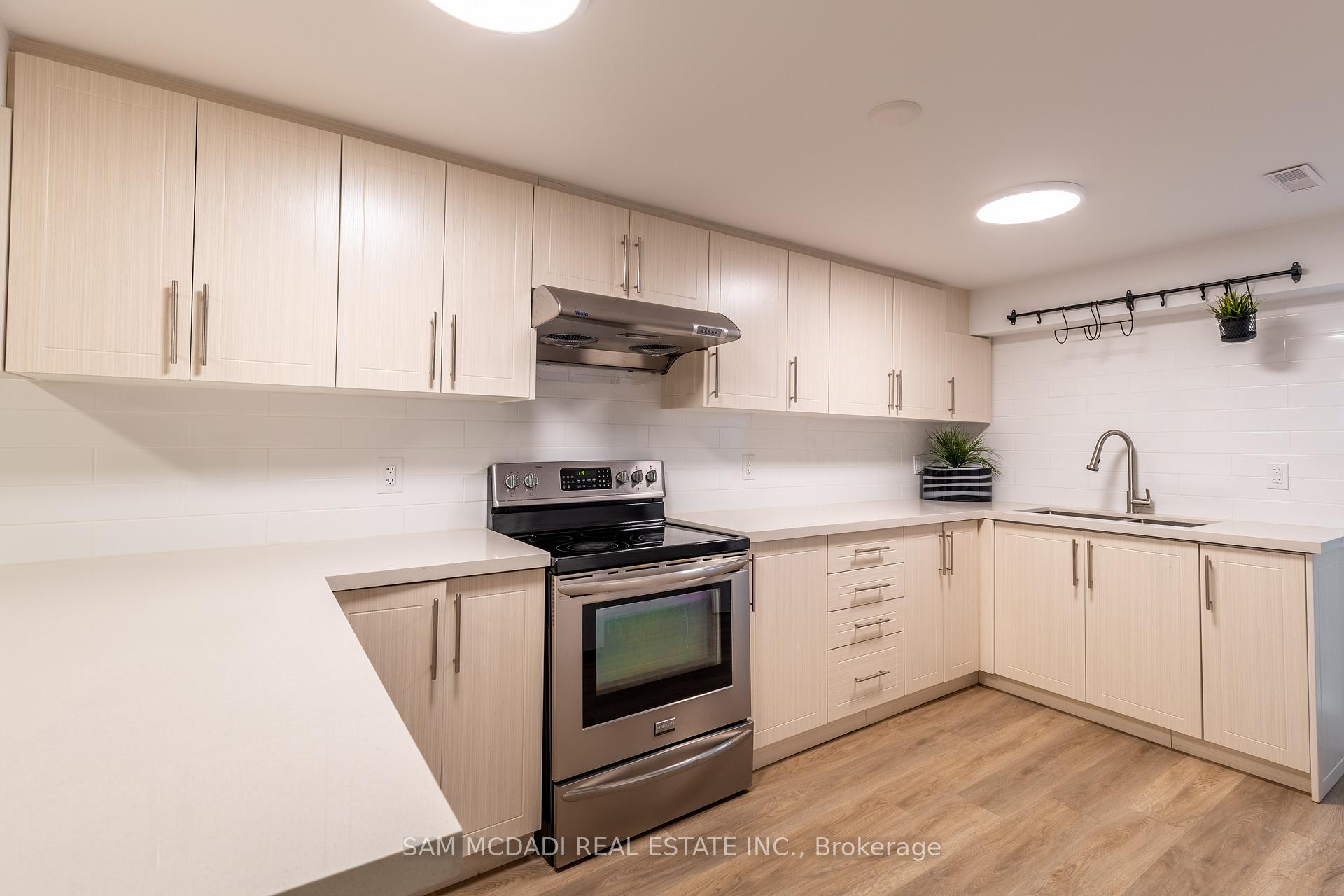 4043 Pavillion Court Lower