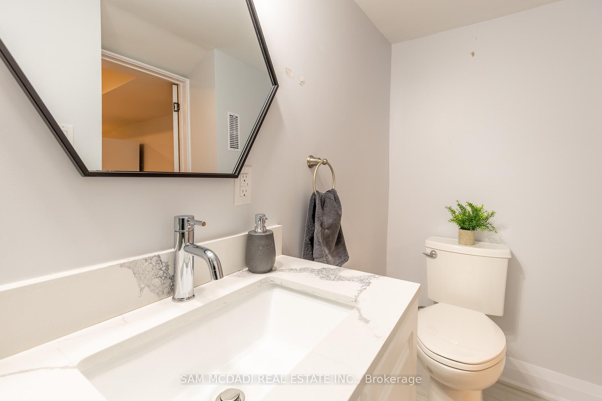 4043 Pavillion Court Lower