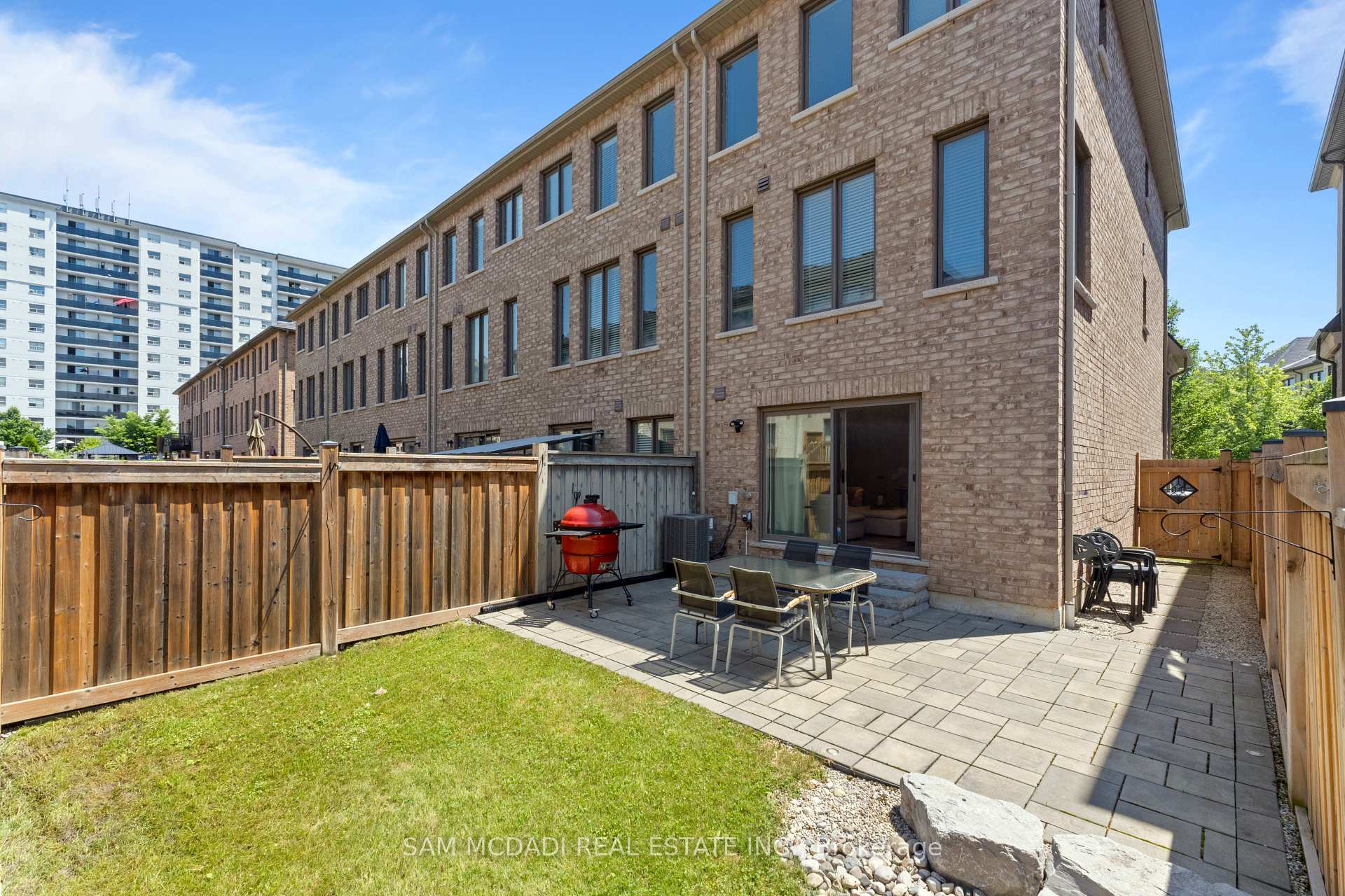1120 Beachcomber Road
