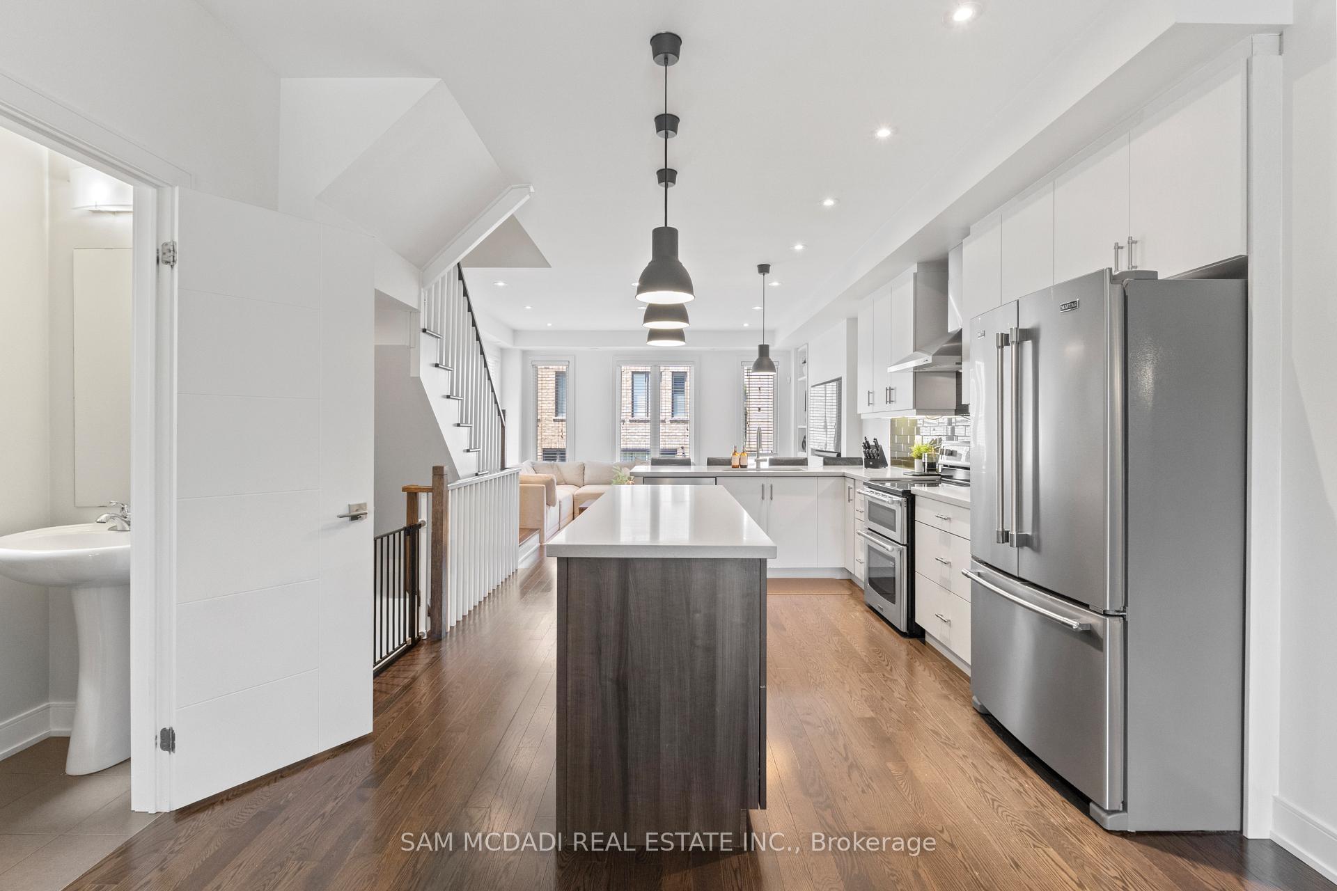 1120 Beachcomber Road