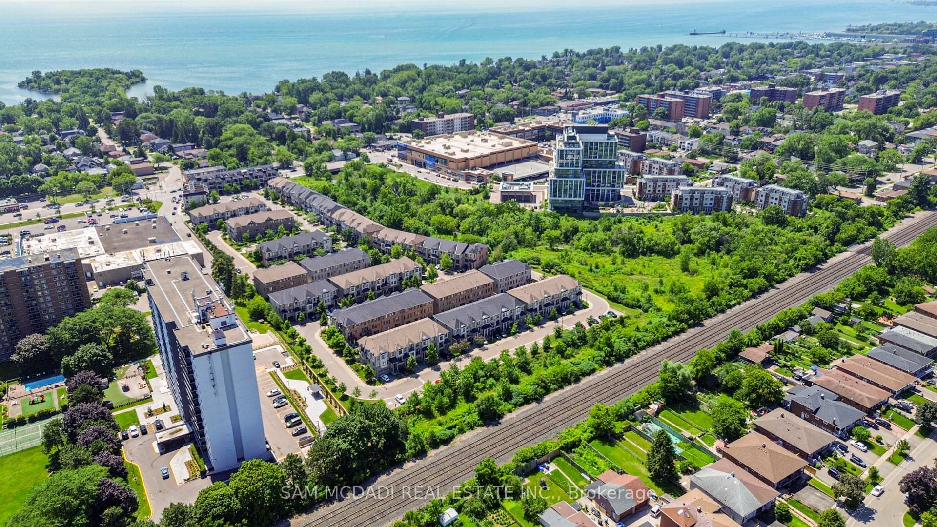 1120 Beachcomber Road