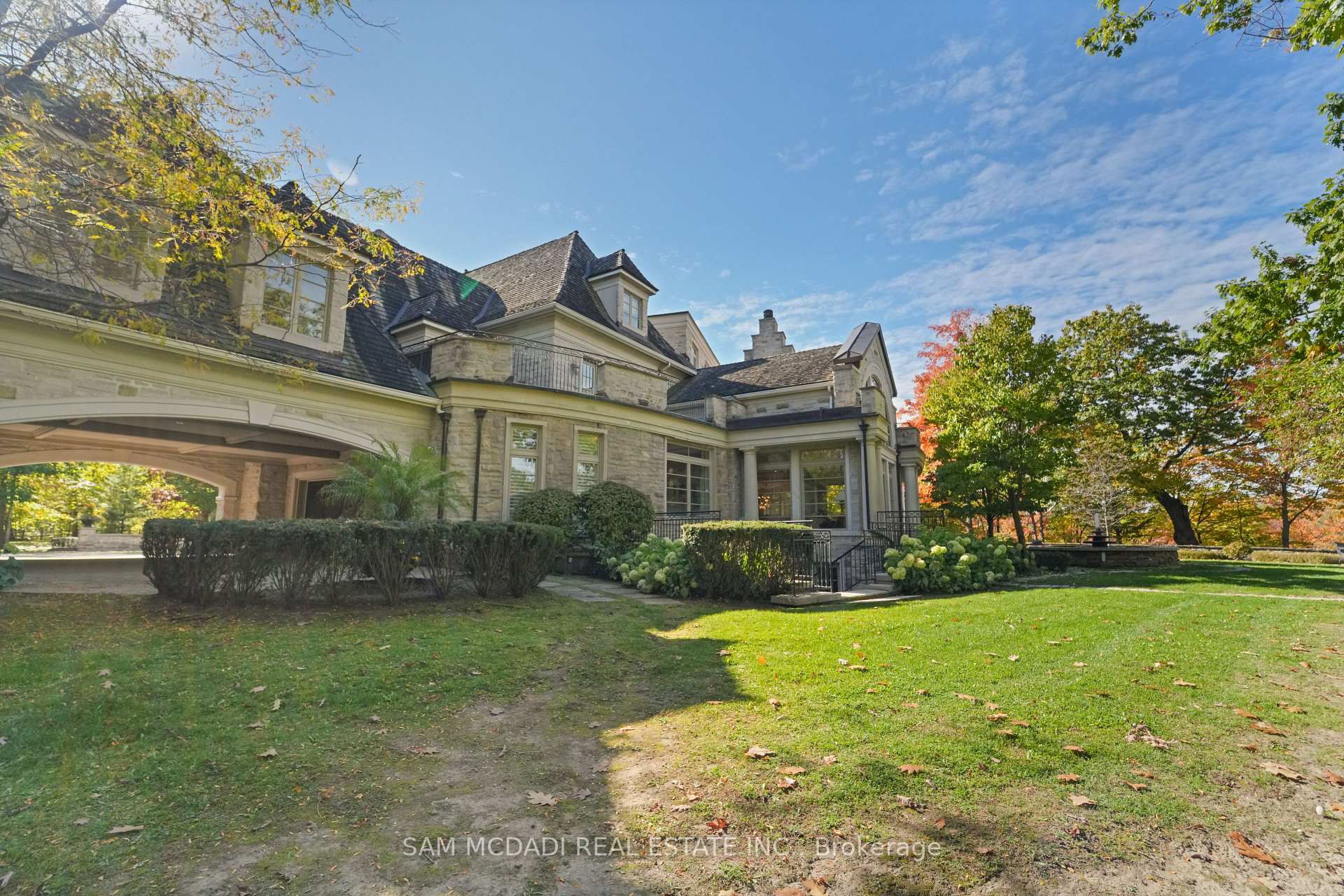 1343 Blythe Road