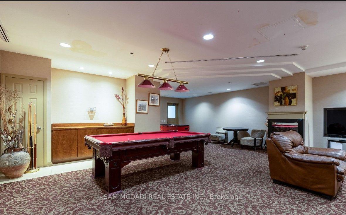 220 Forum Drive 804