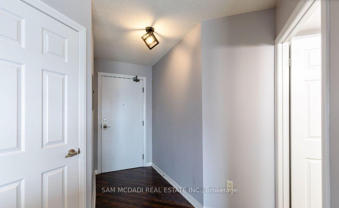 220 Forum Drive 804