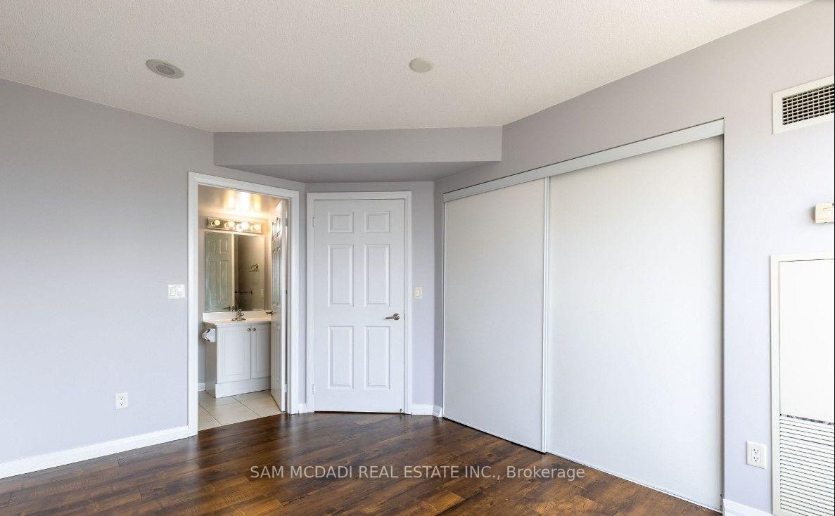 220 Forum Drive 804