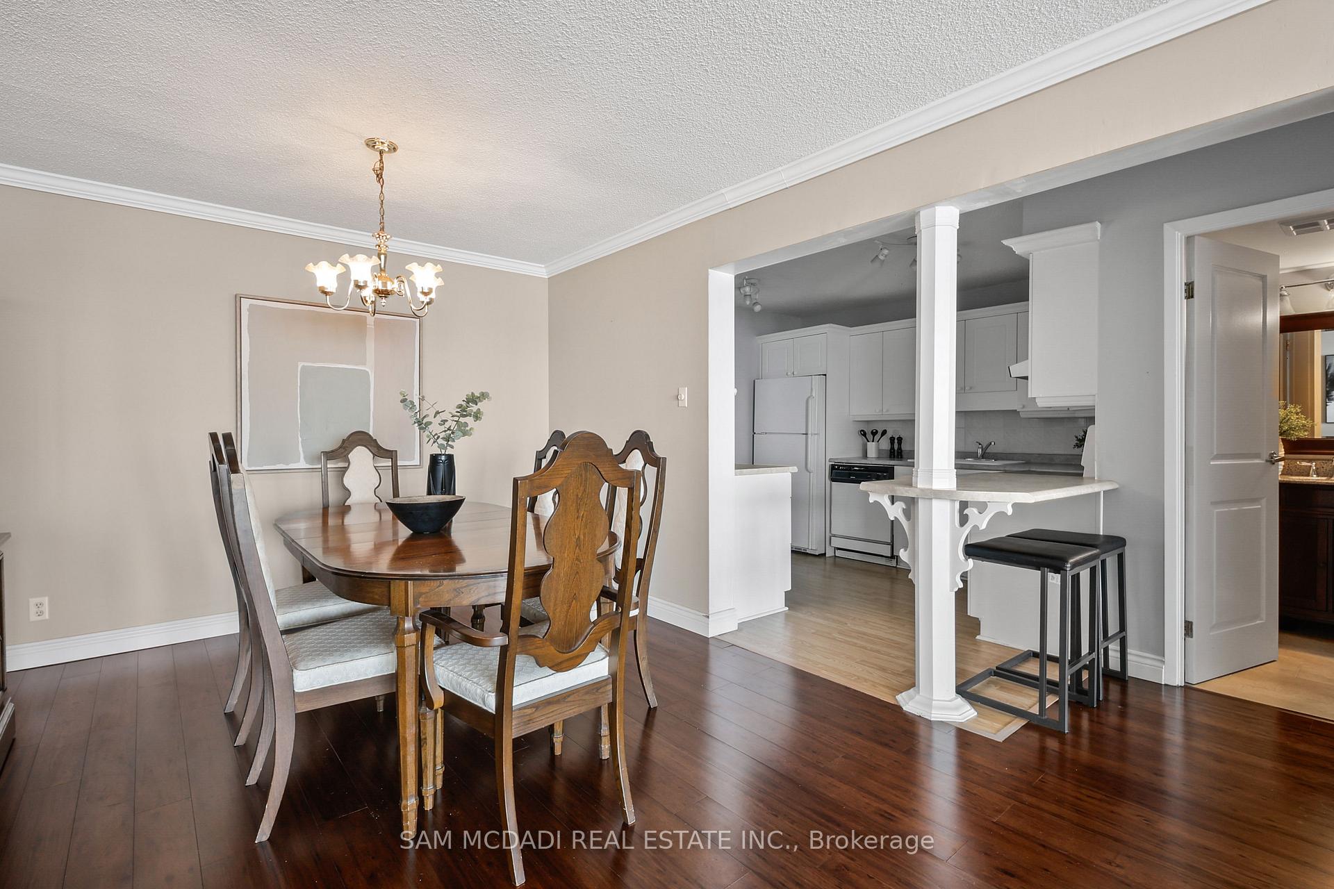 5280 Lakeshore Road 1105