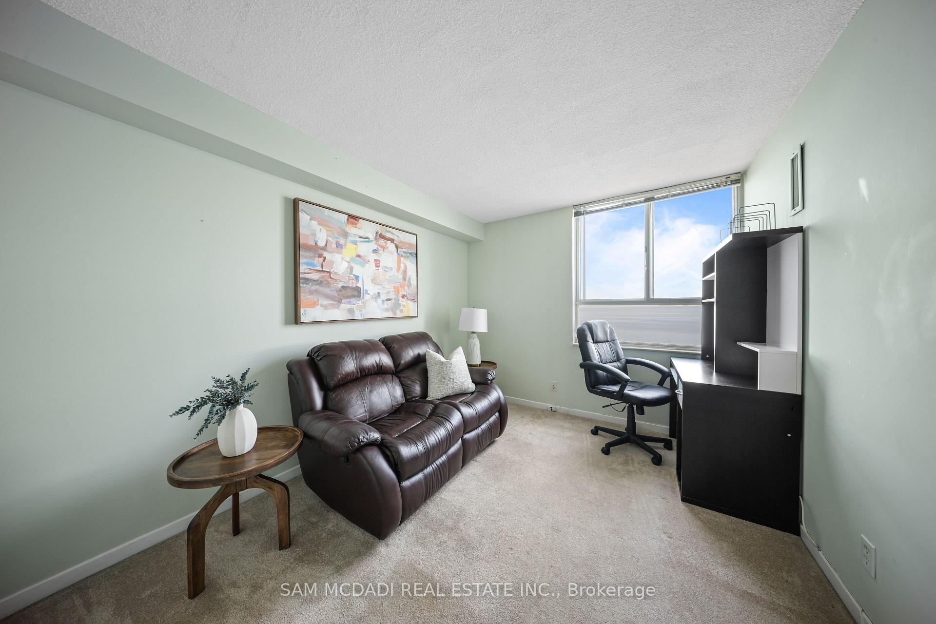 5280 Lakeshore Road 1105