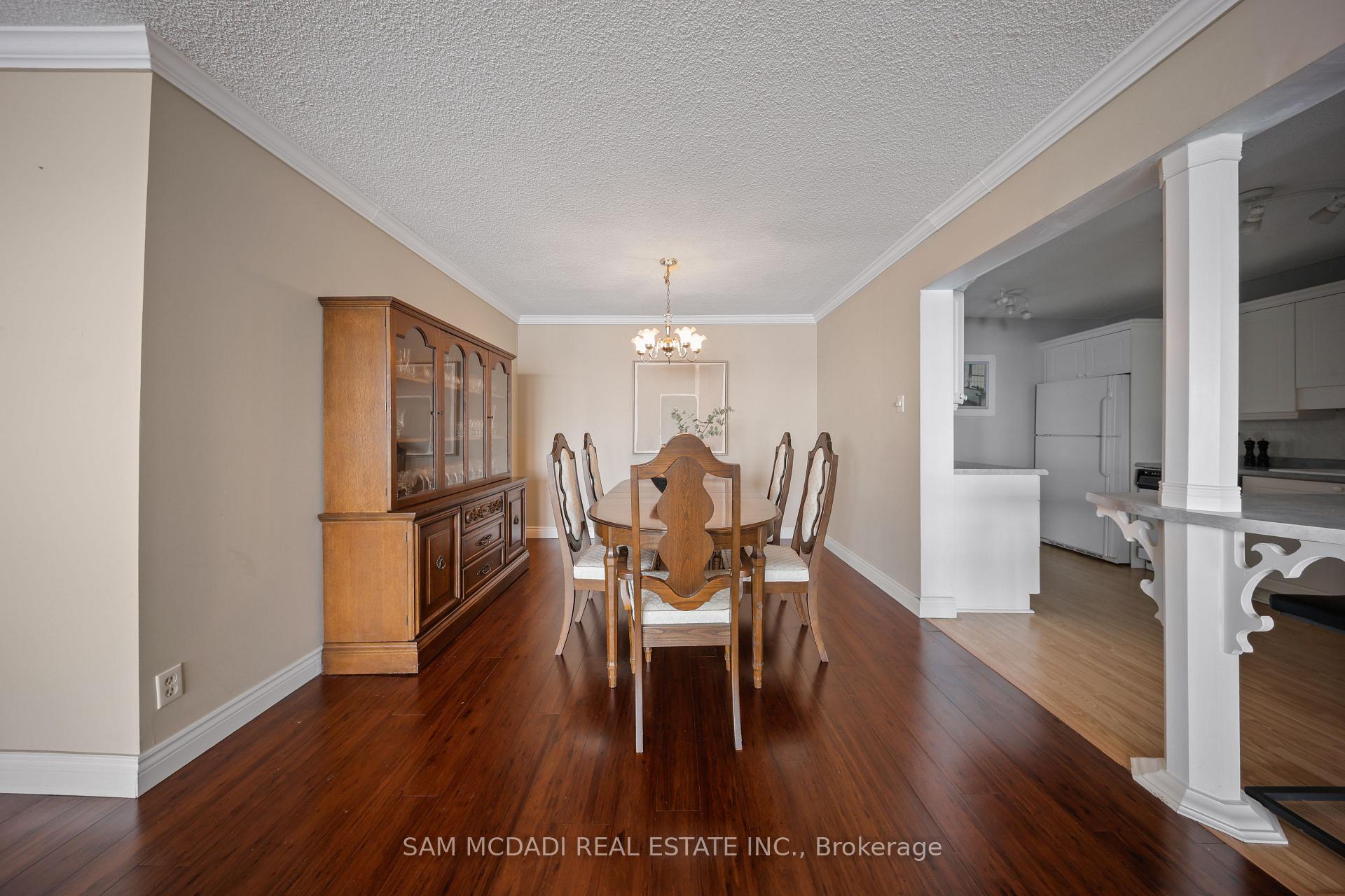 5280 Lakeshore Road 1105