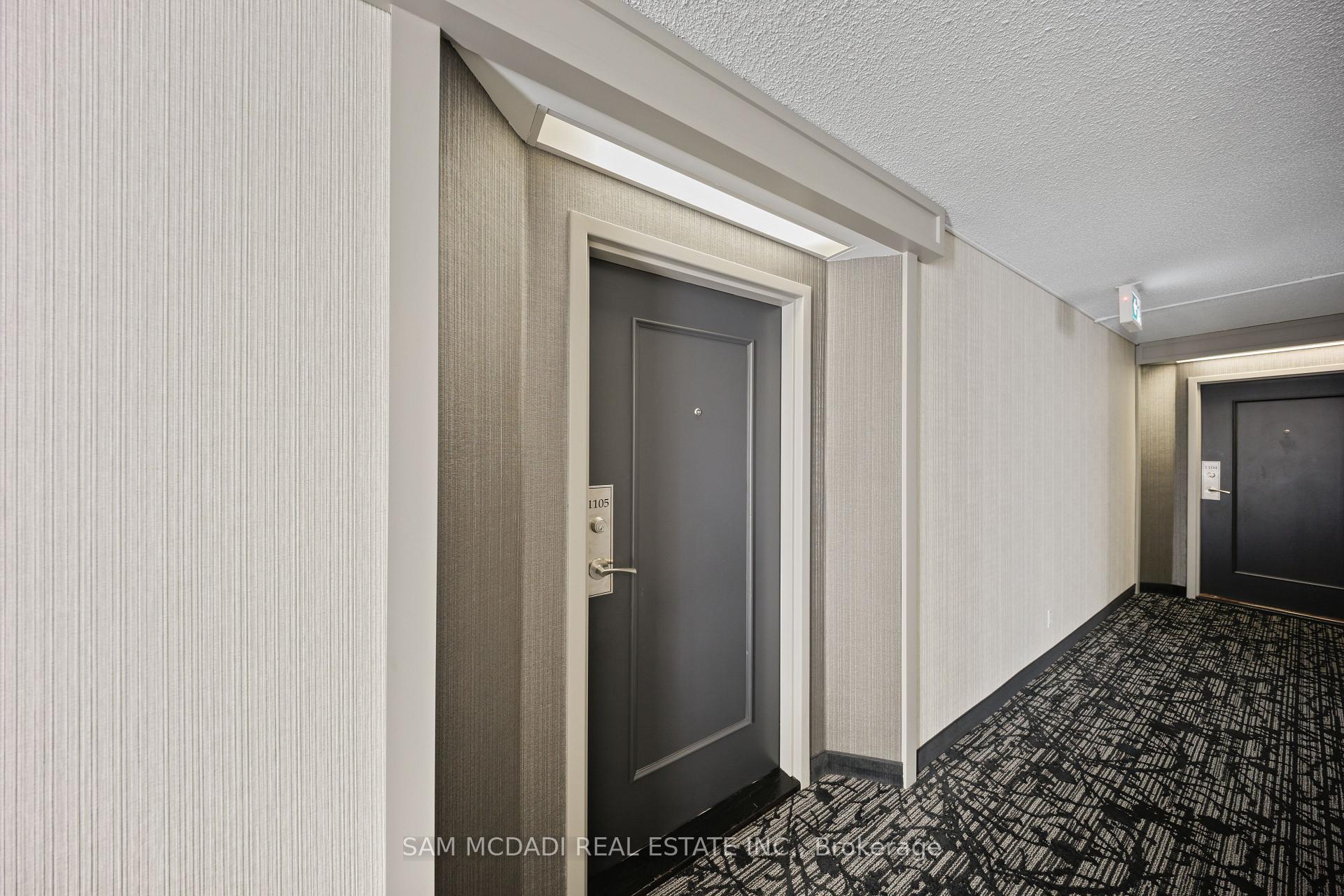 5280 Lakeshore Road 1105