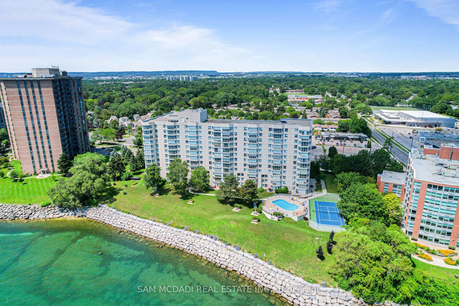 5280 Lakeshore Road 1105