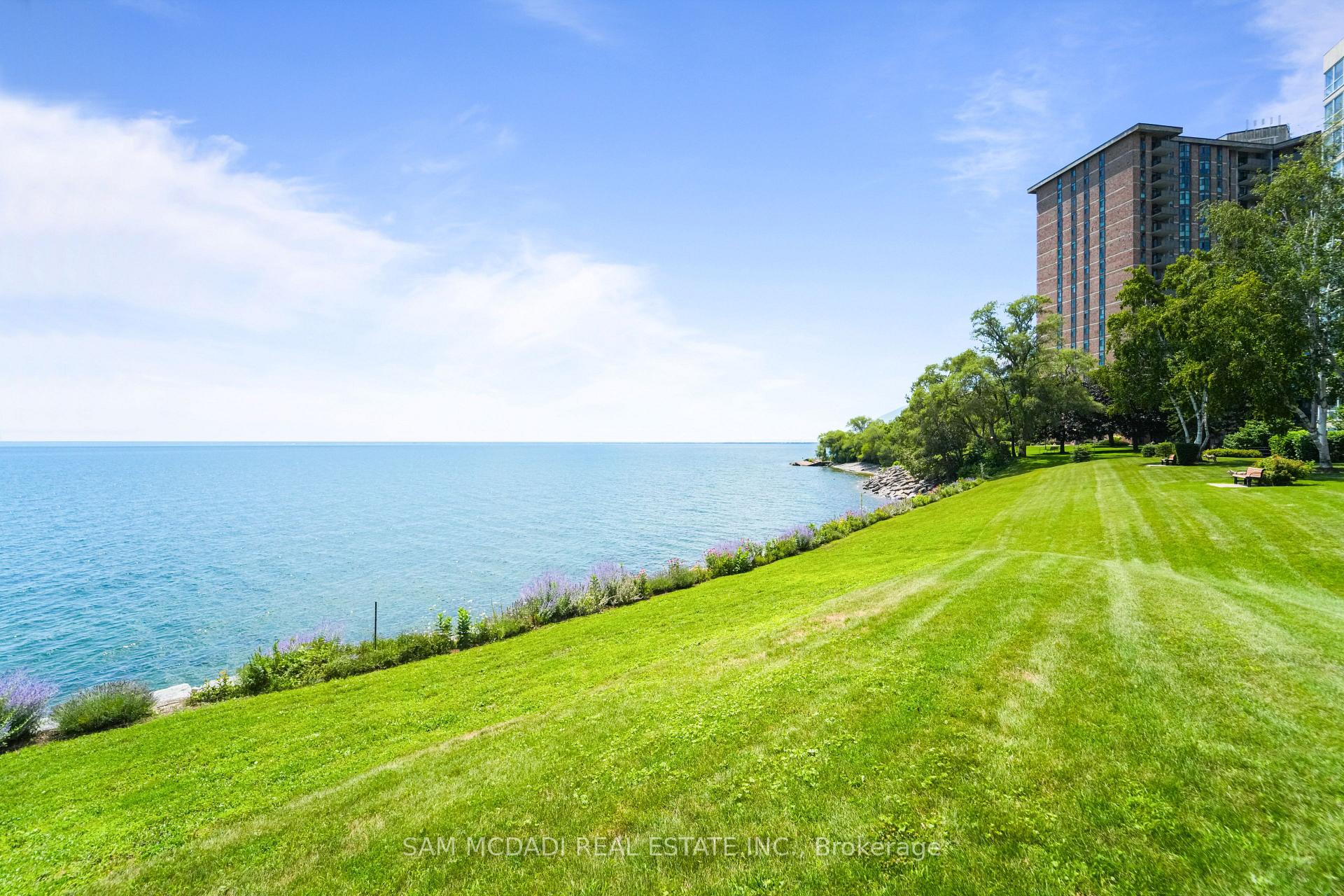 5280 Lakeshore Road 1105