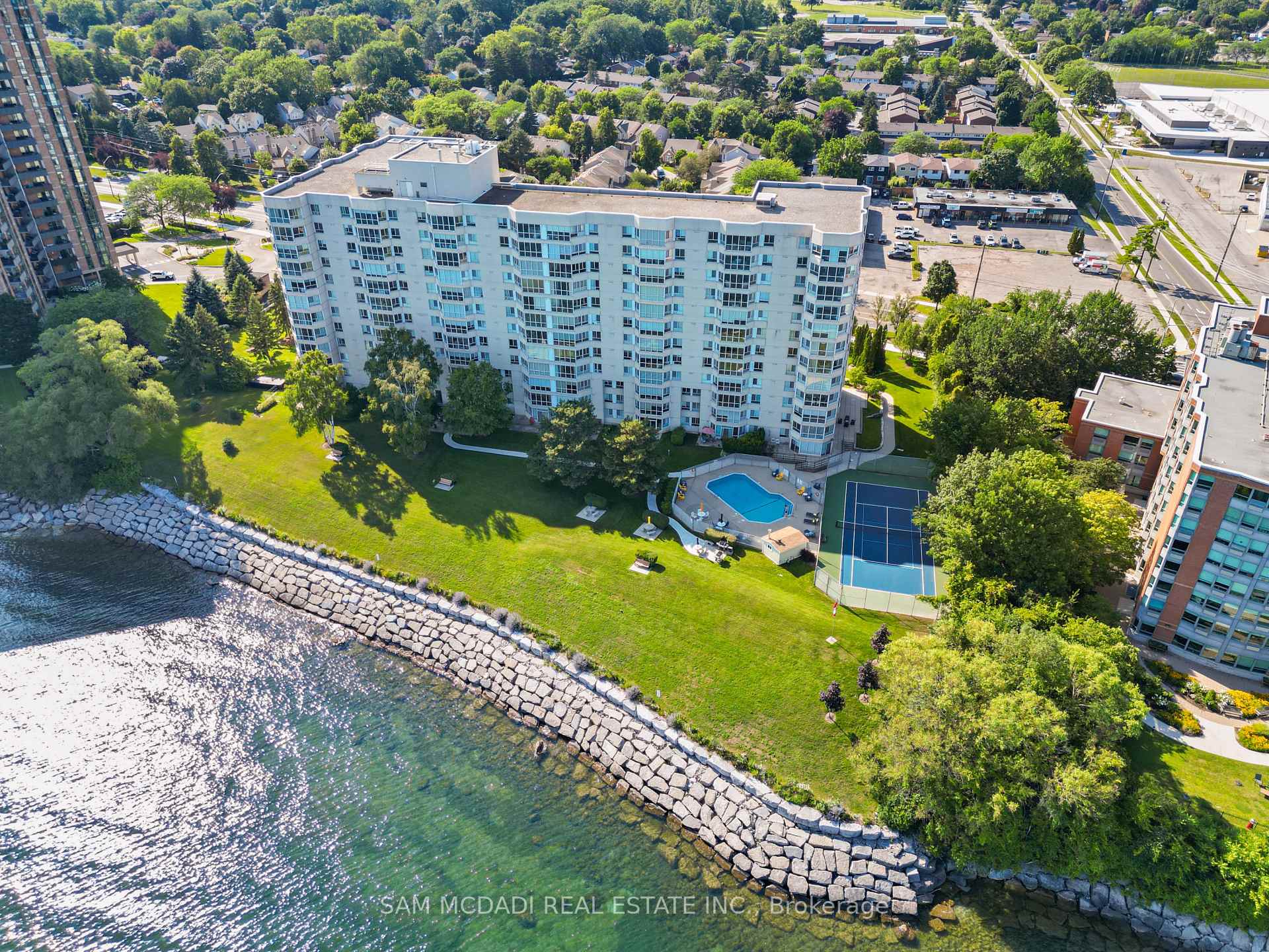 5280 Lakeshore Road 1105