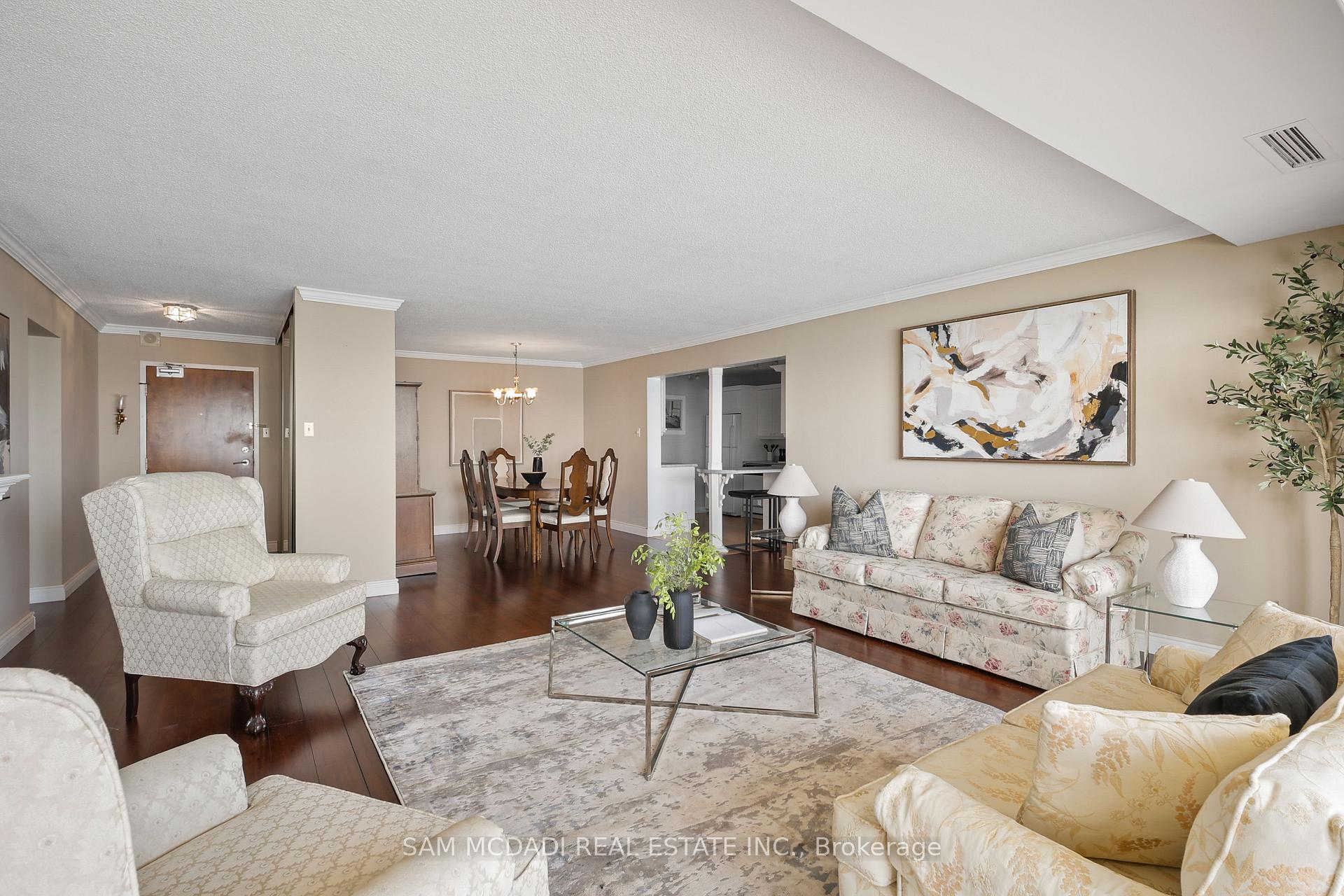5280 Lakeshore Road 1105