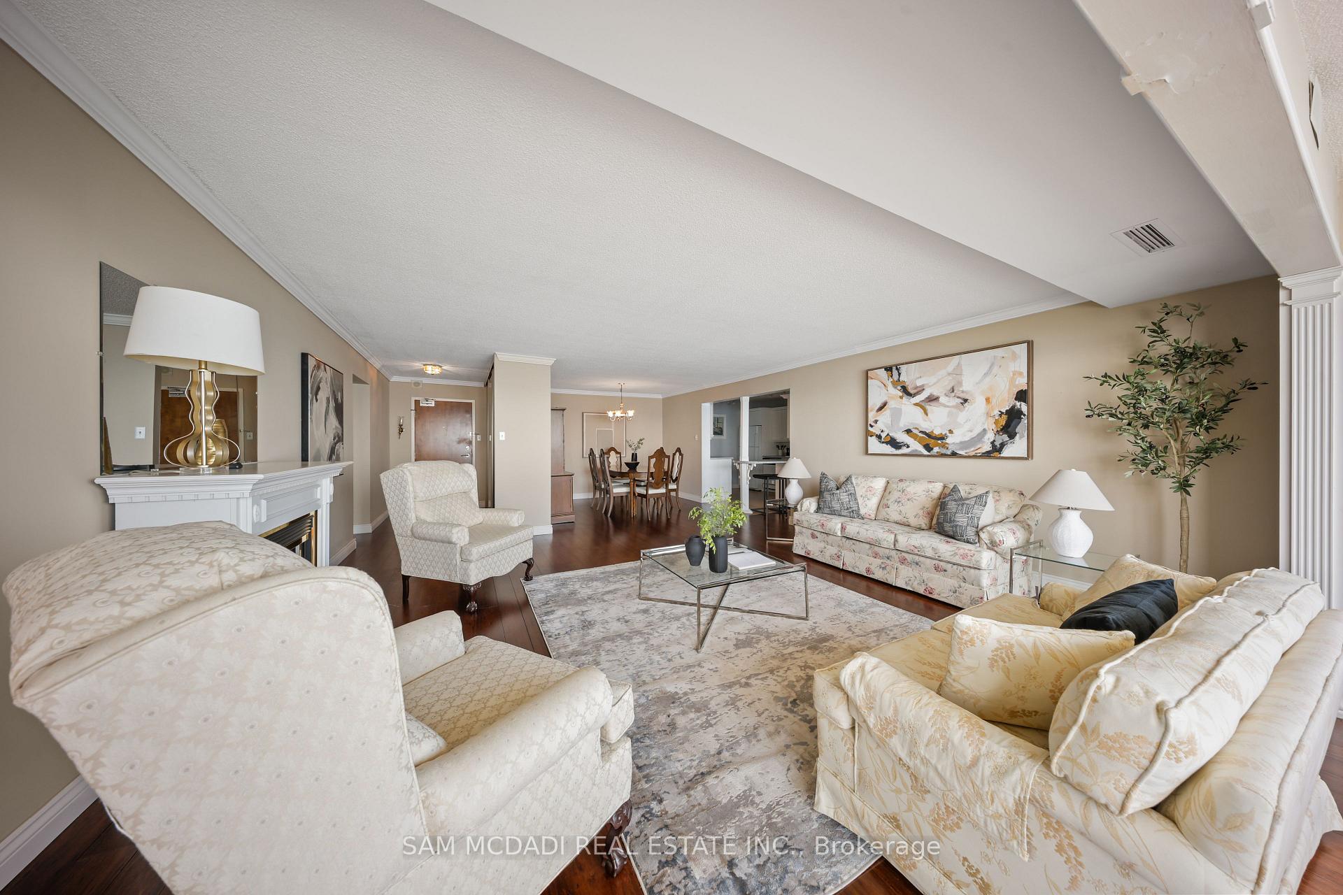 5280 Lakeshore Road 1105
