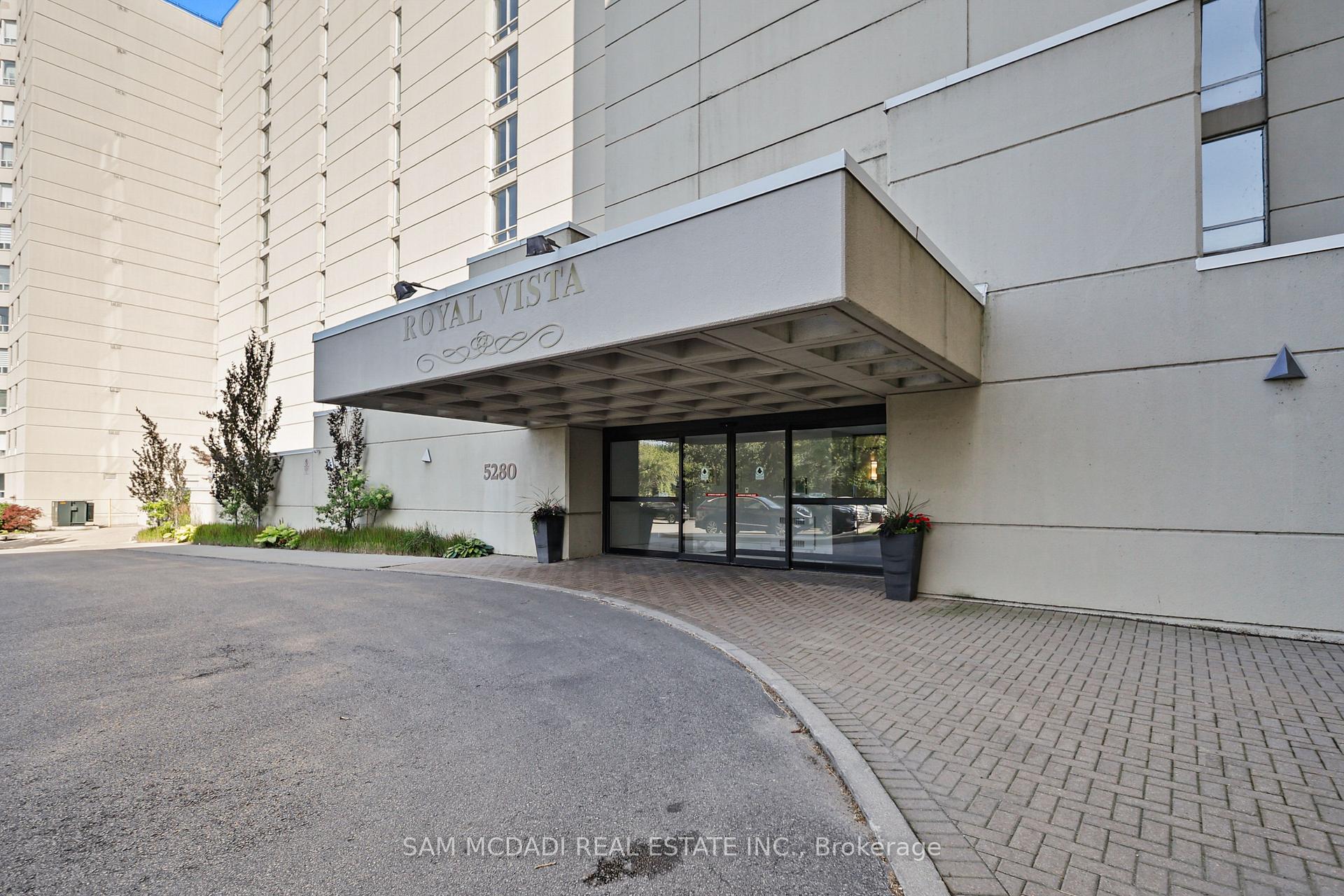 5280 Lakeshore Road 1105