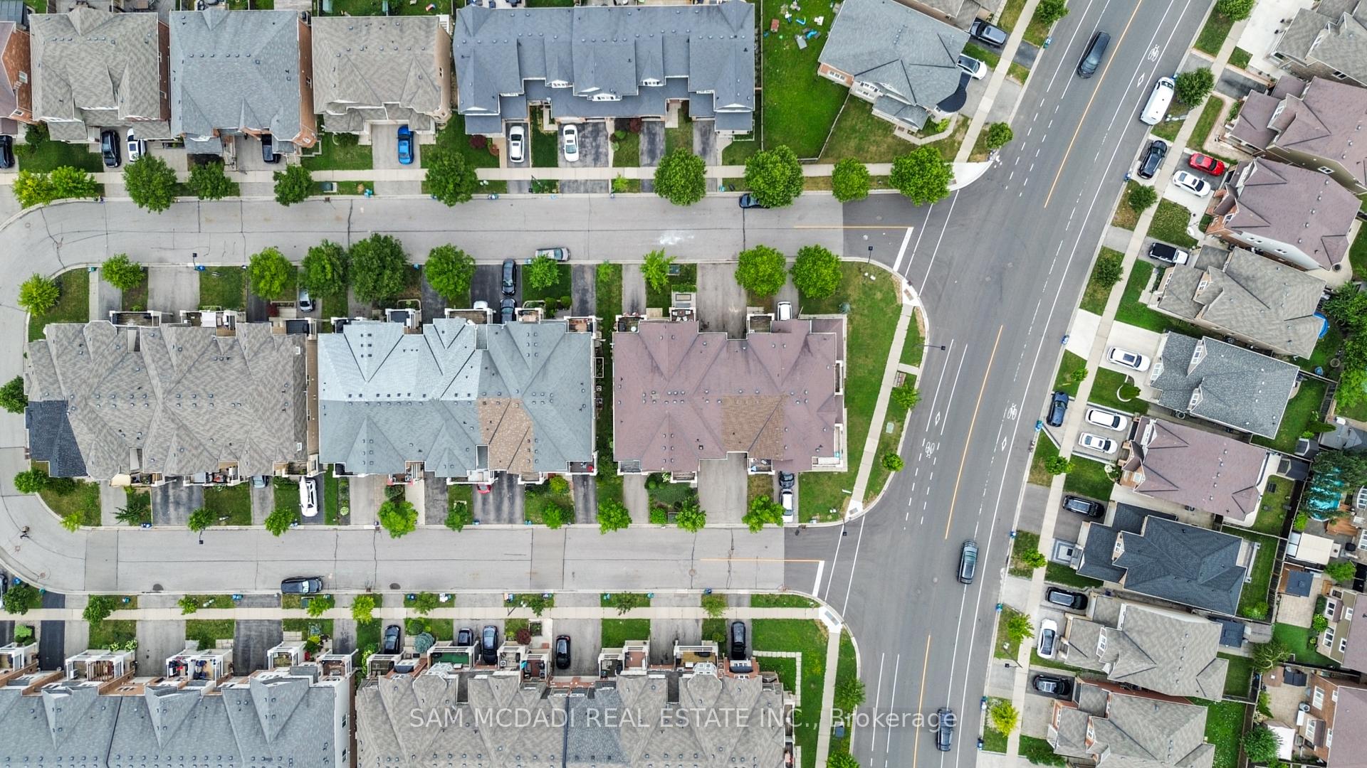 886 Fowles Court