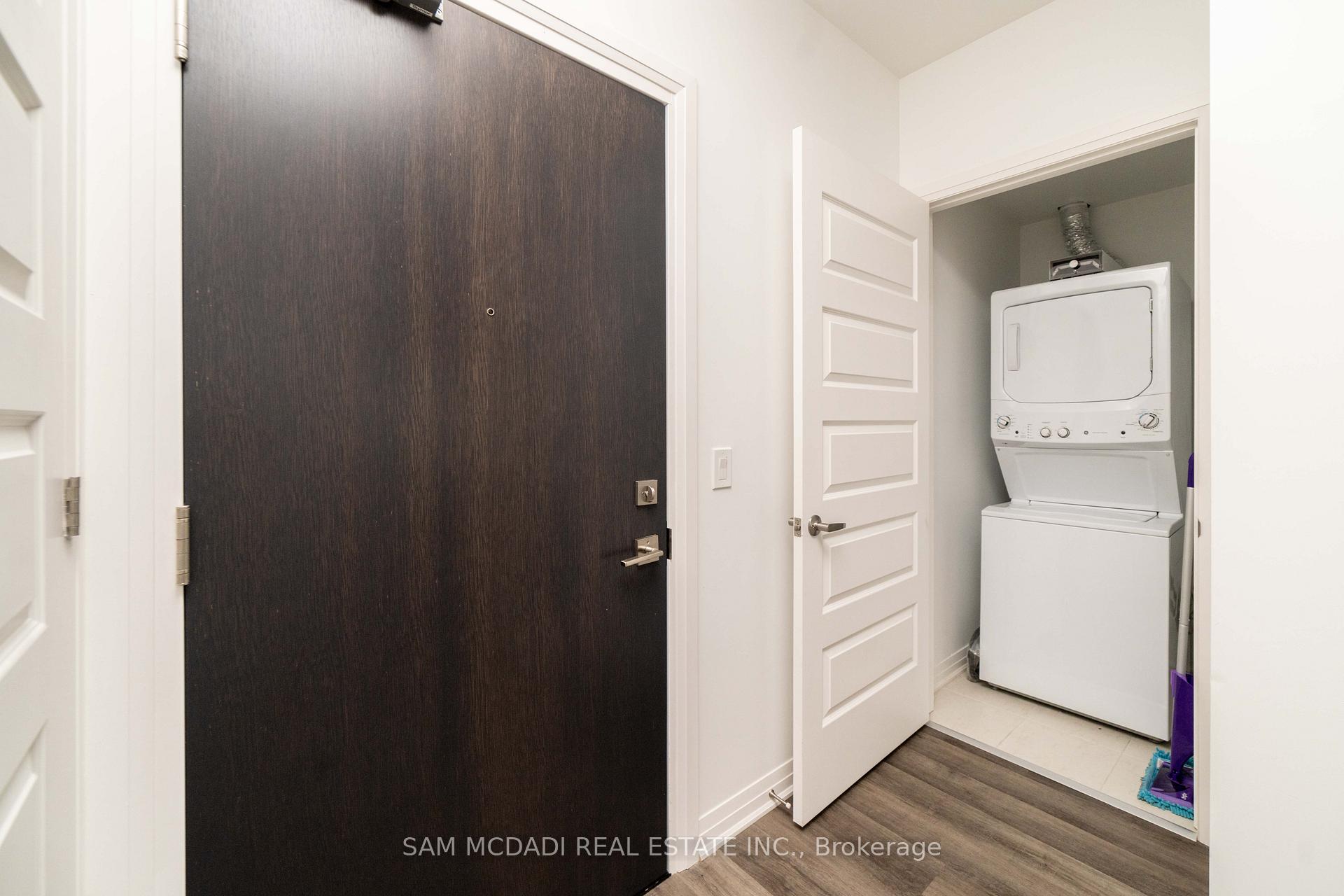102 Grovewood Common 216