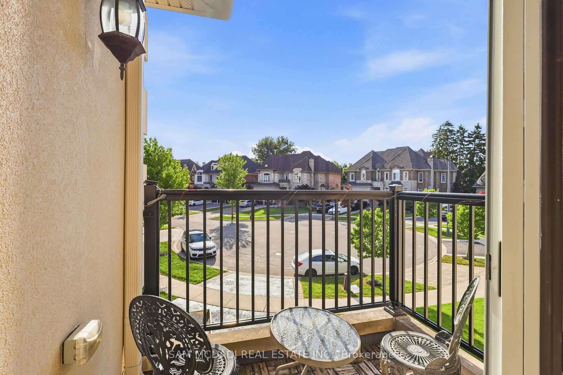962 Fredonia Drive UPPER